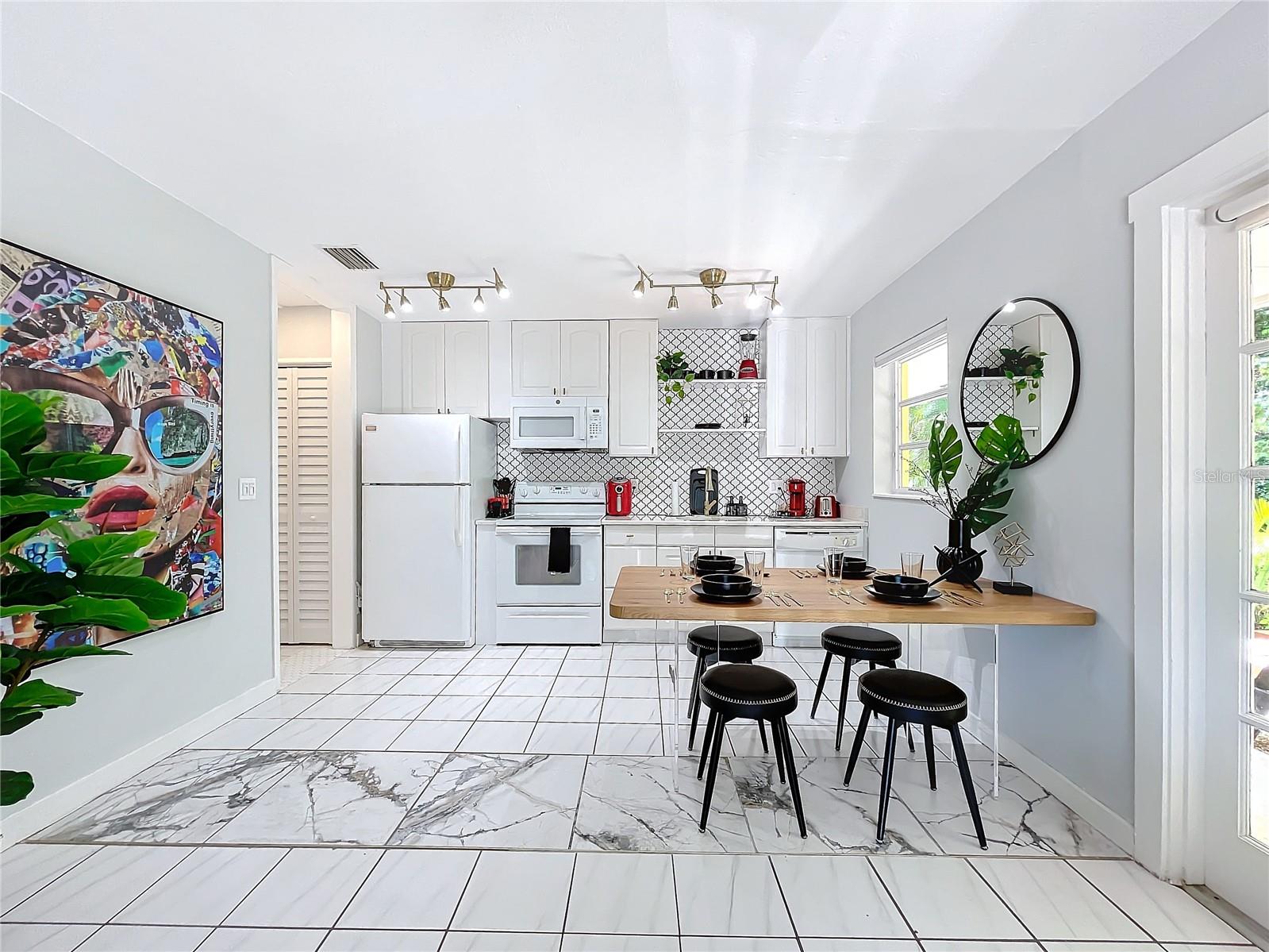 Image 17 of 52 For 1478 34th Court A-b