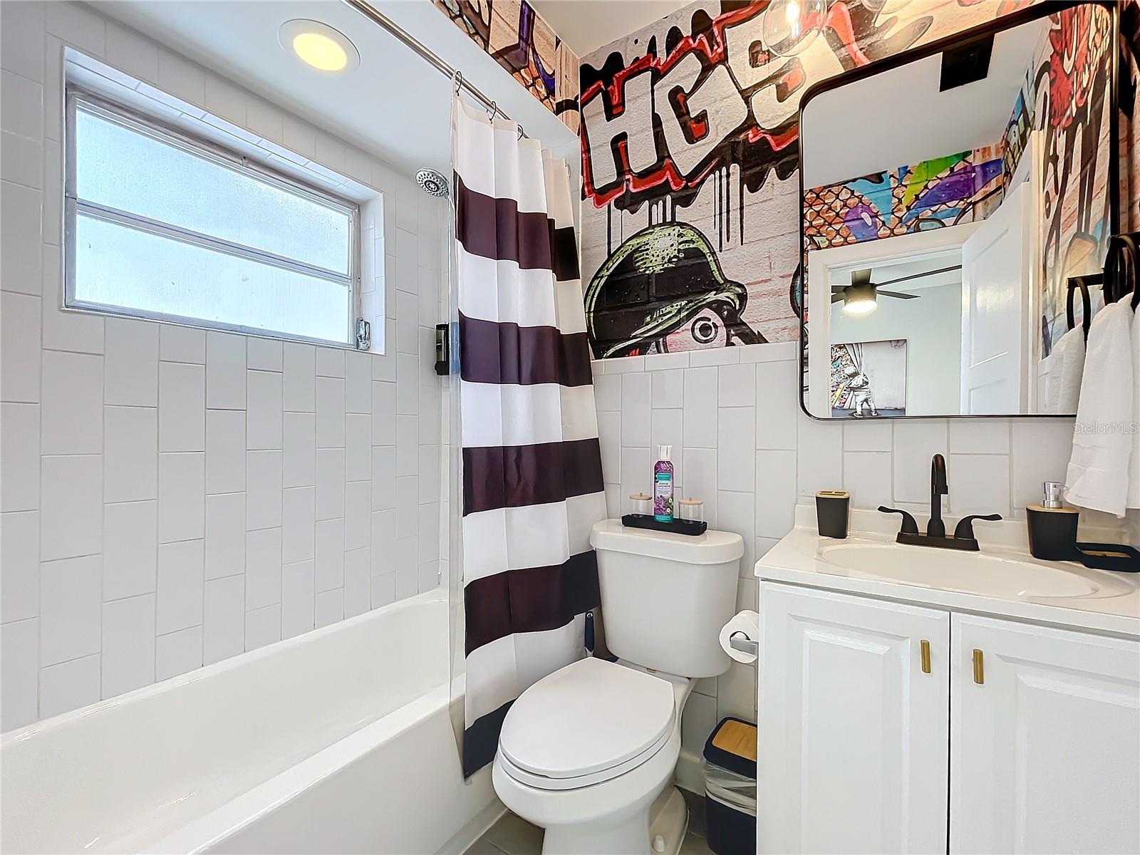 Image 27 of 52 For 1478 34th Court A-b