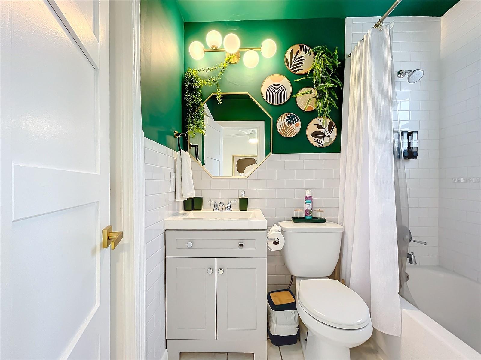 Image 43 of 52 For 1478 34th Court A-b