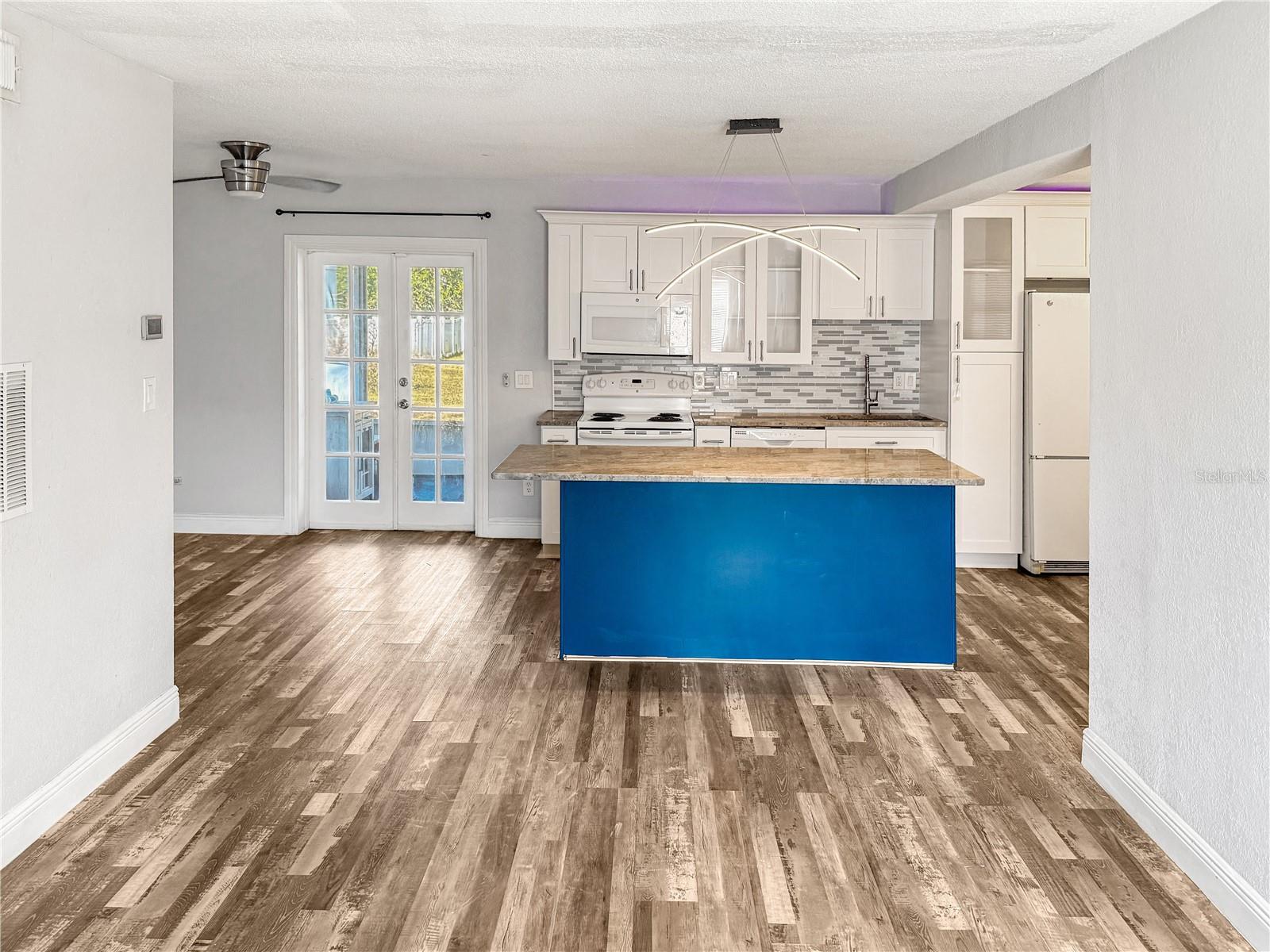 Image 8 of 38 For 1303 Muriel Street