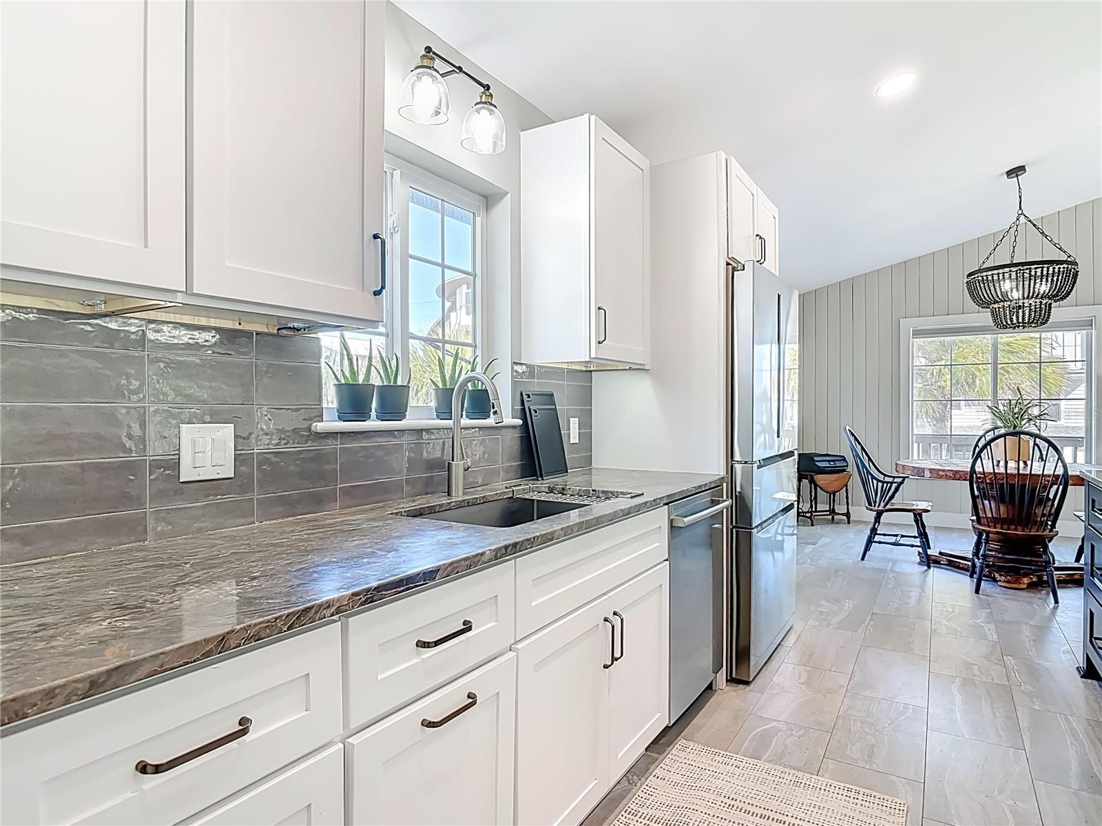 Image 19 of 54 For 6980 Atlantic Avenue