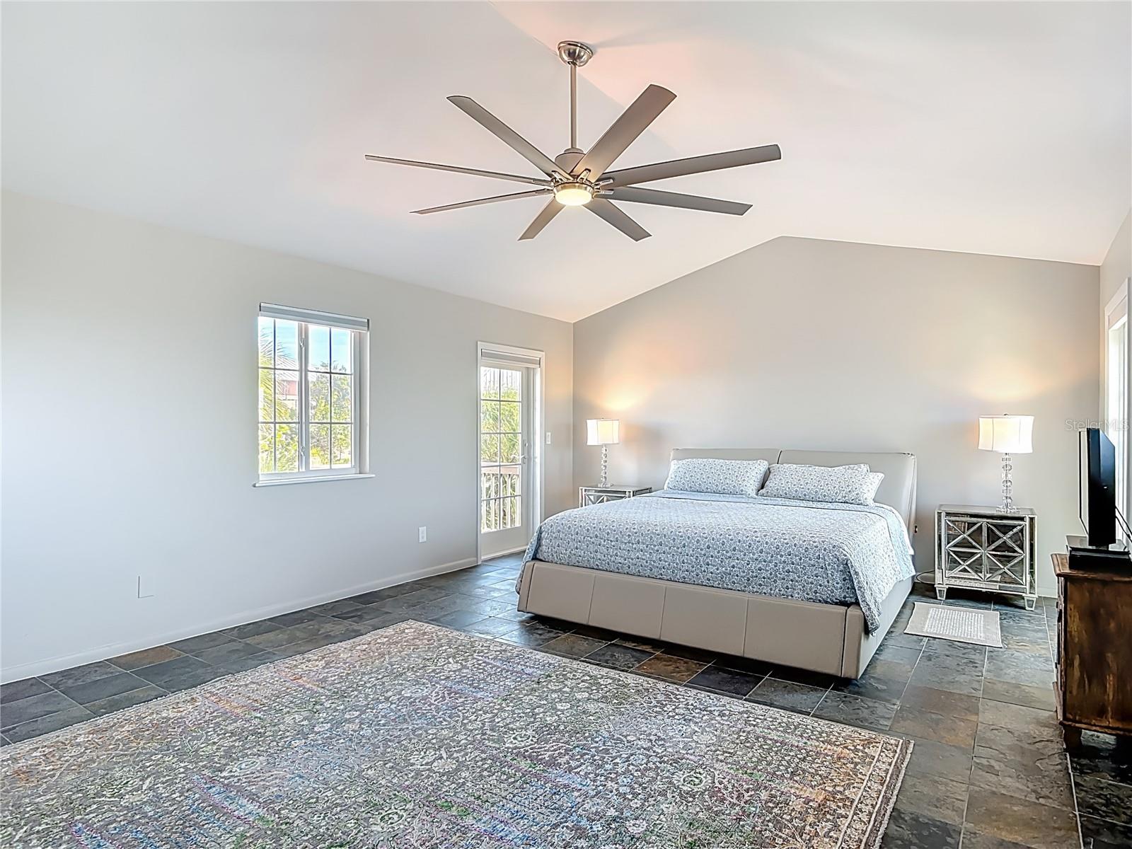 Image 28 of 54 For 6980 Atlantic Avenue