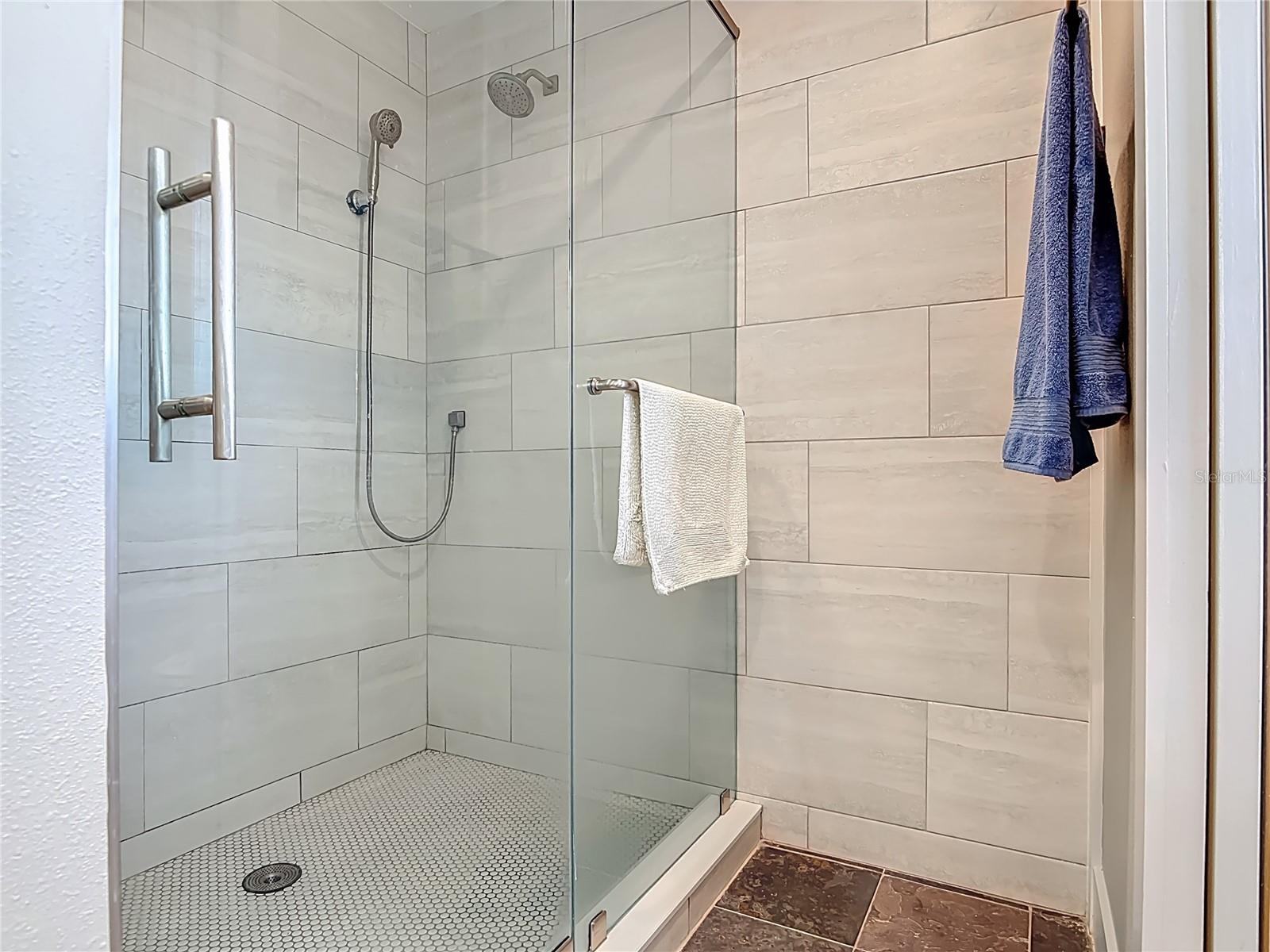 Image 32 of 54 For 6980 Atlantic Avenue