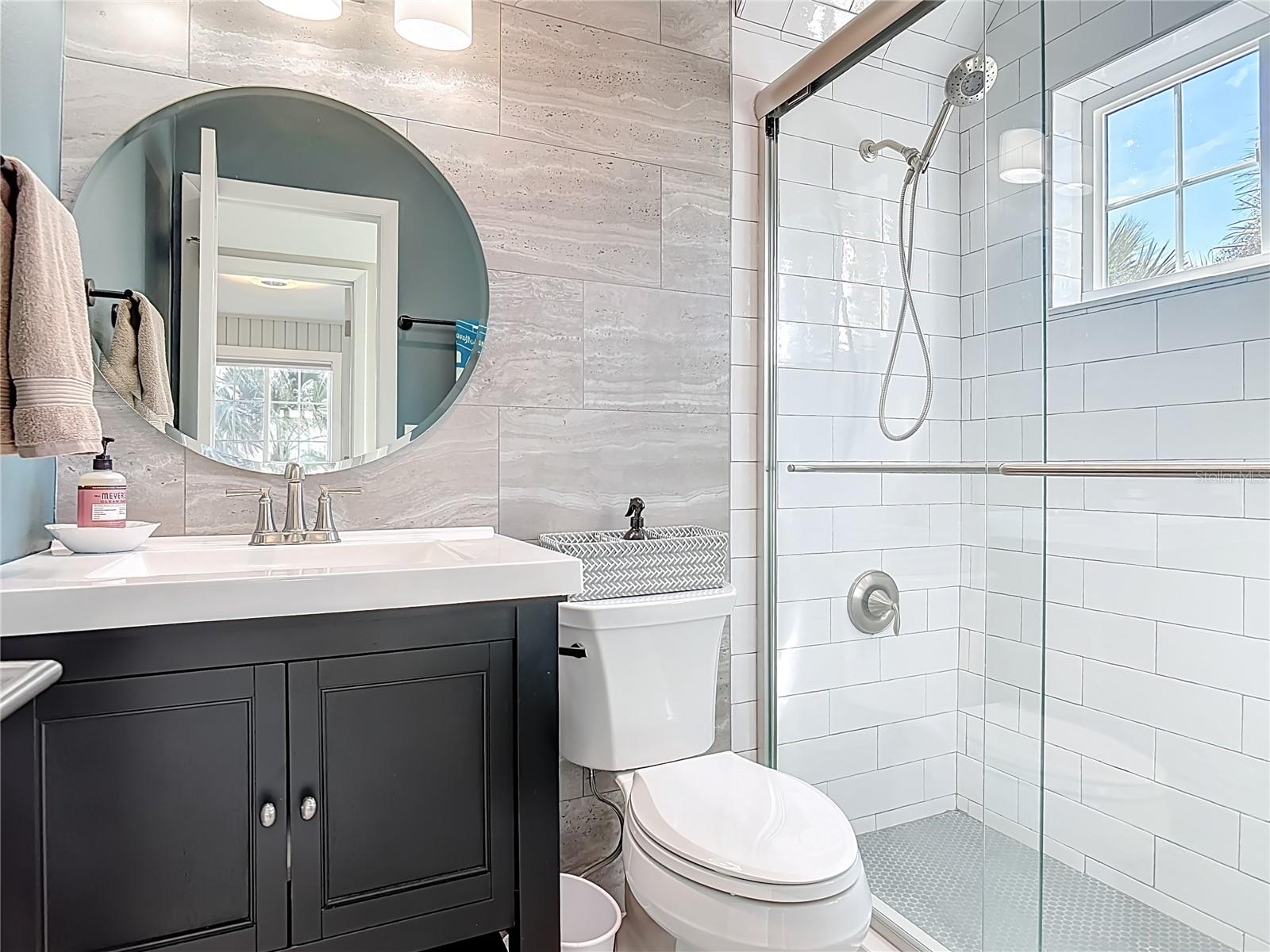 Image 37 of 54 For 6980 Atlantic Avenue