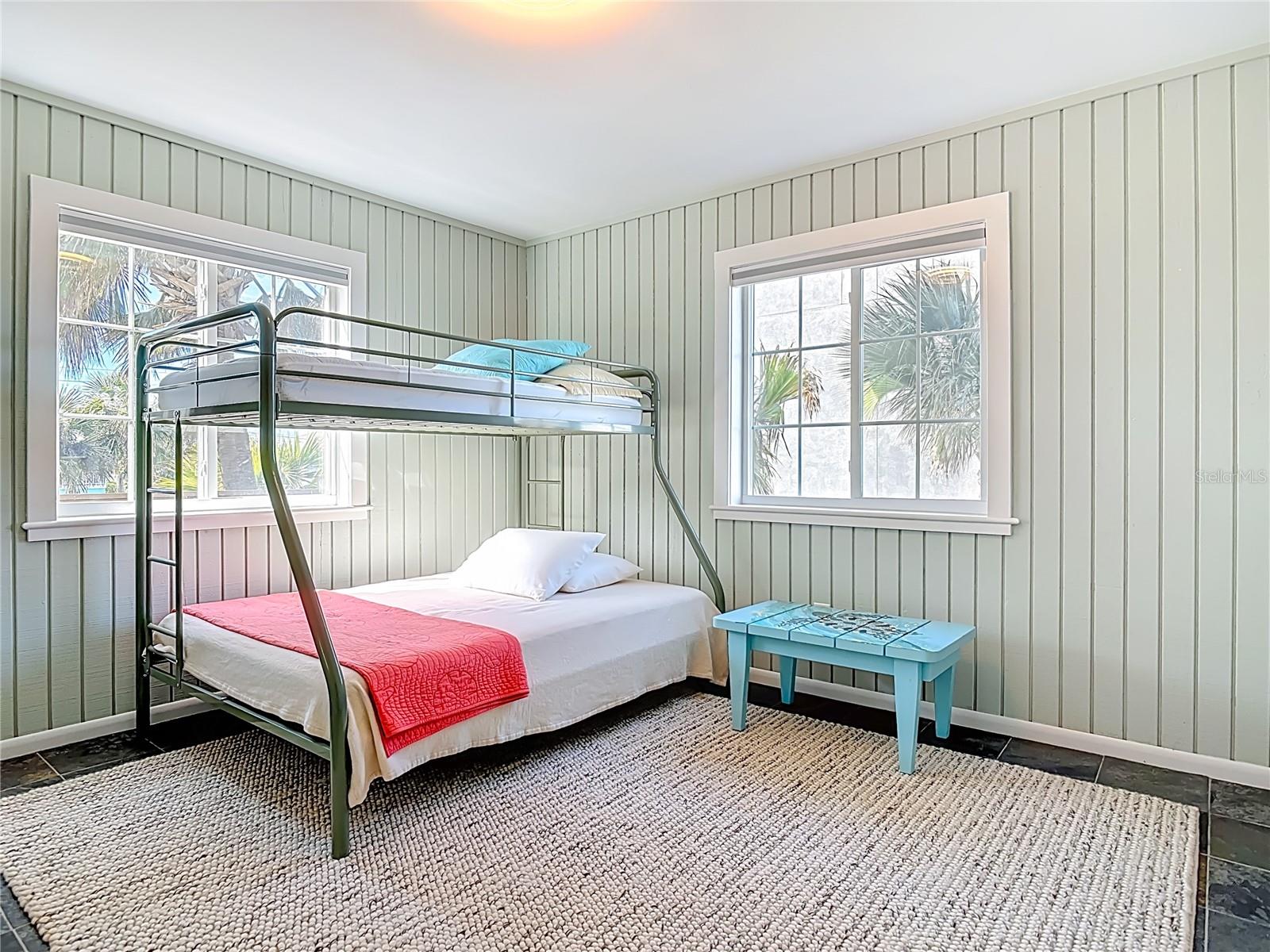 Image 39 of 54 For 6980 Atlantic Avenue