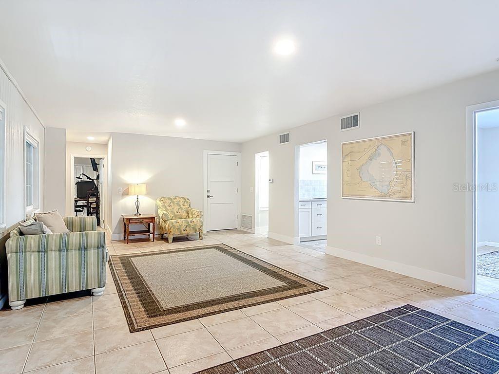 Image 41 of 54 For 6980 Atlantic Avenue