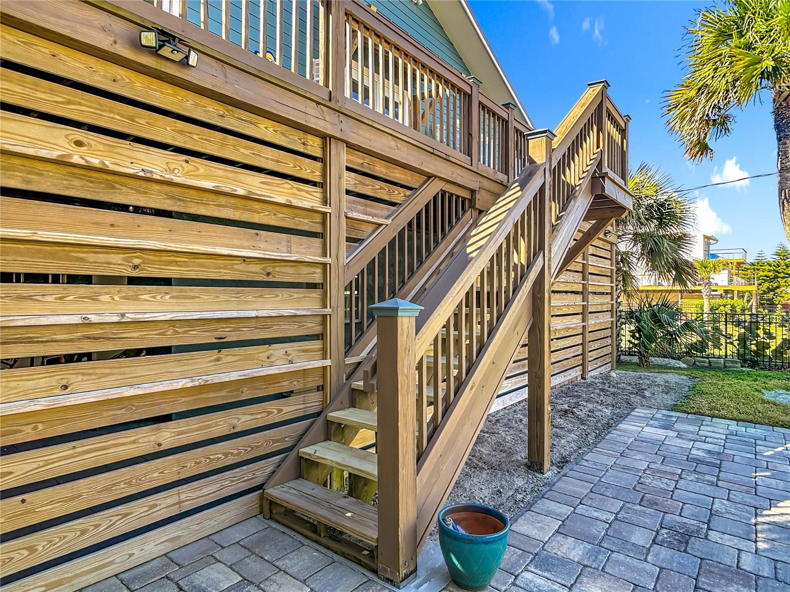 Image 6 of 54 For 6980 Atlantic Avenue