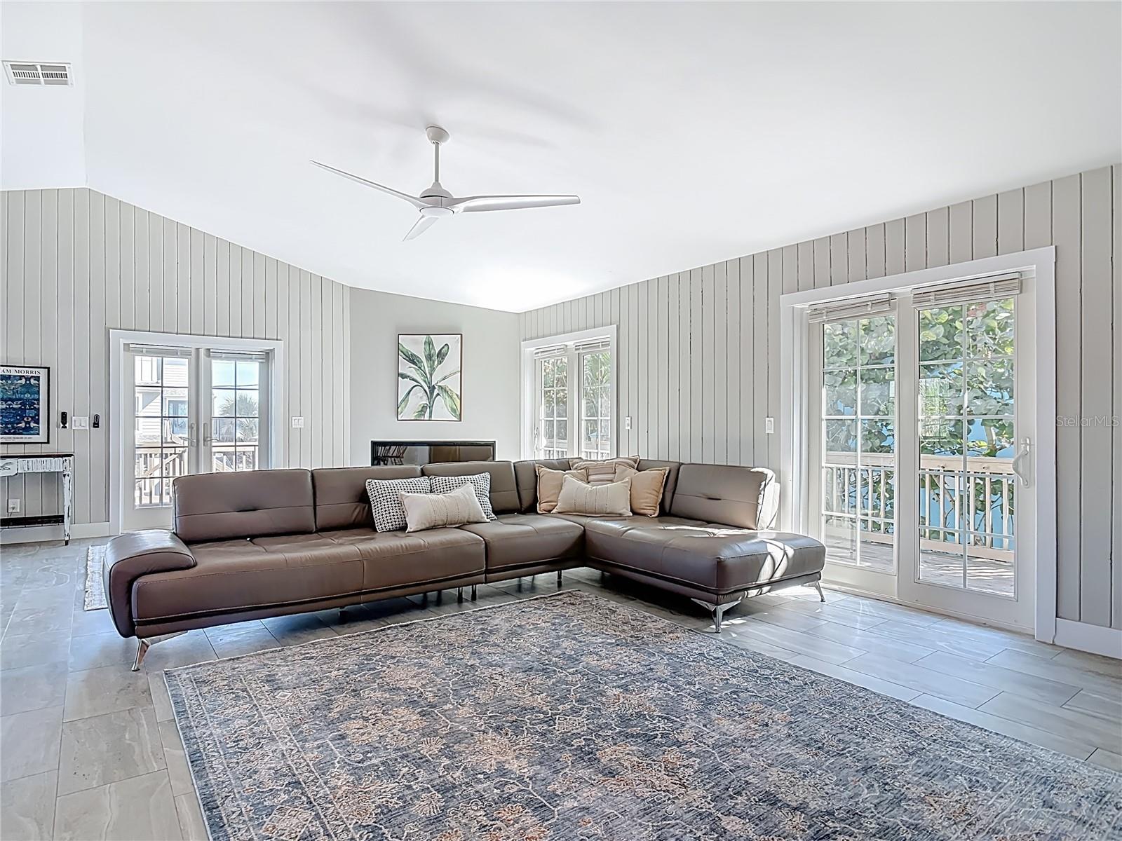 Image 9 of 54 For 6980 Atlantic Avenue