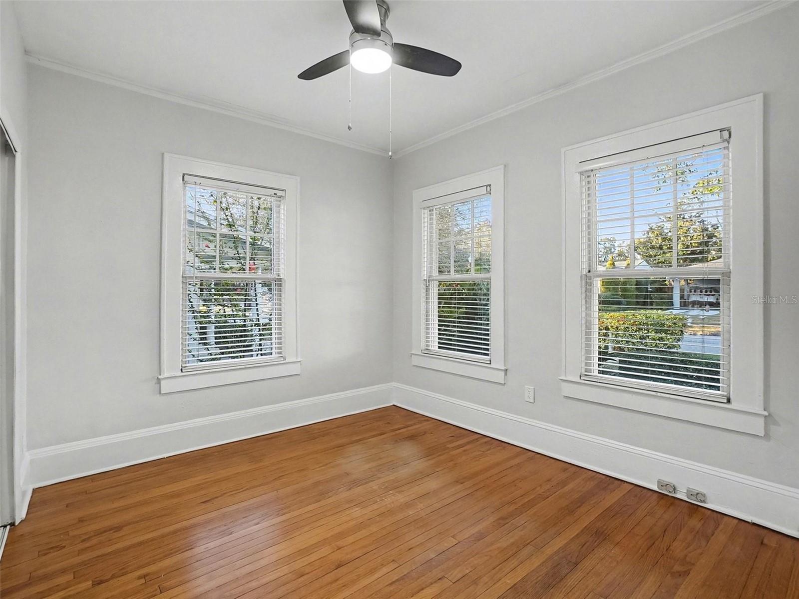 Image 17 of 26 For 1500 Berkshire Avenue