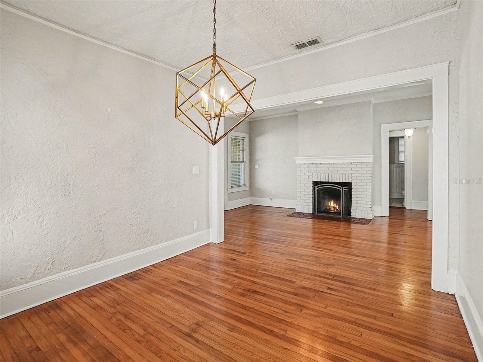 Image 7 of 26 For 1500 Berkshire Avenue