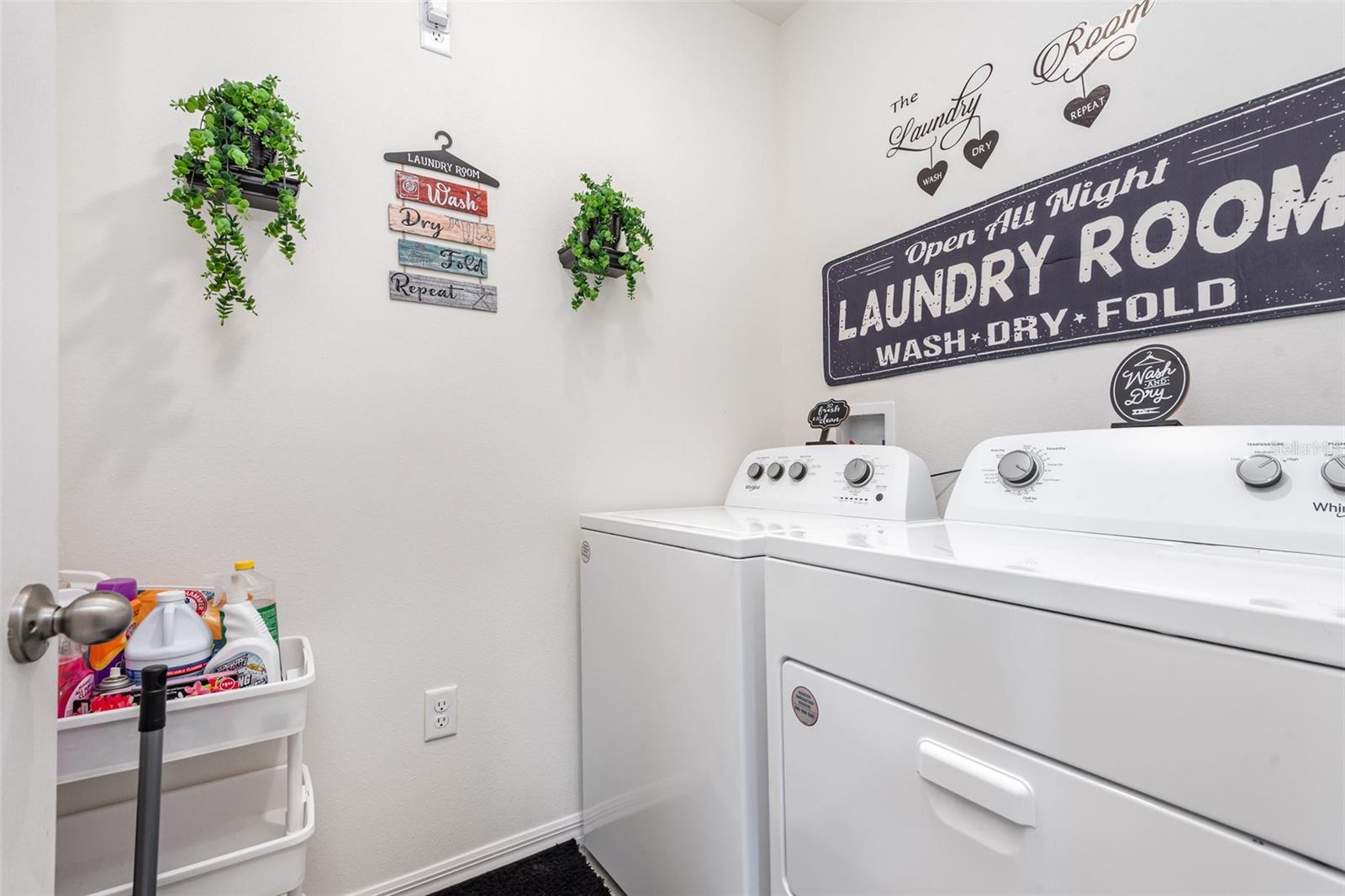 Image 13 of 29 For 1031 August Sky Drive