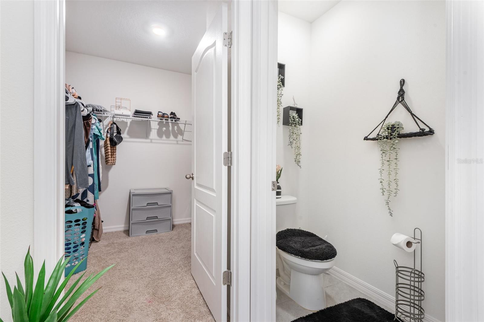 Image 18 of 29 For 1031 August Sky Drive