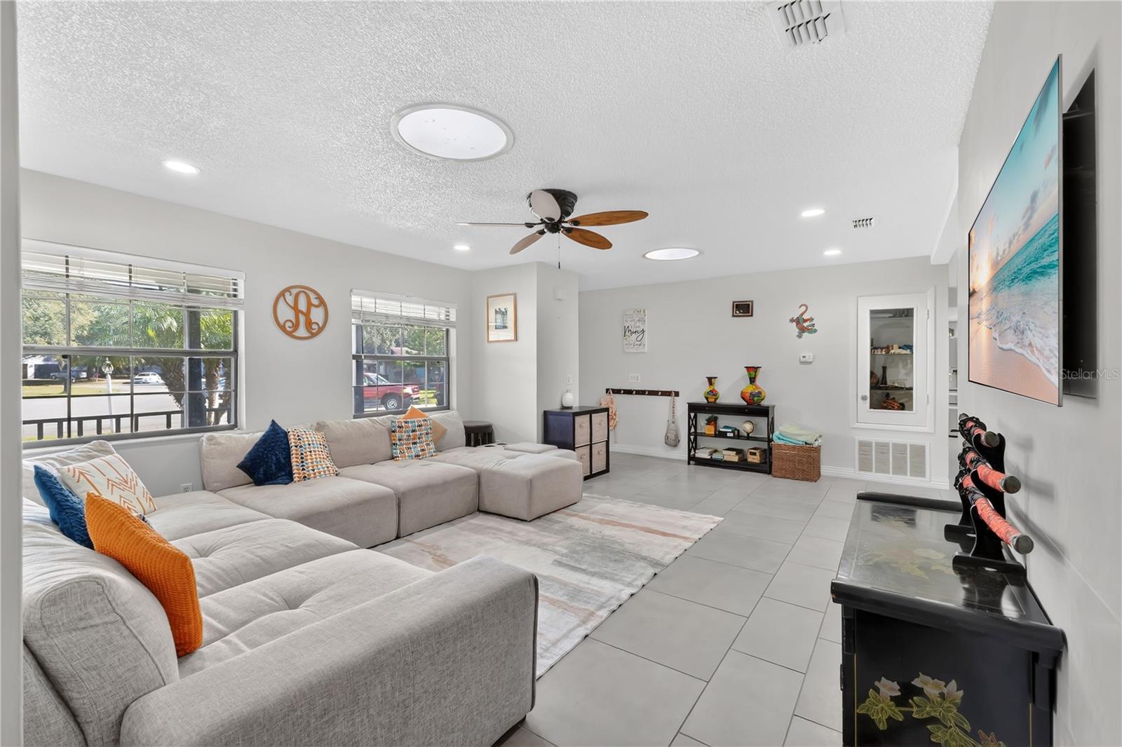 Image 14 of 37 For 2410 Sweetbriar Court