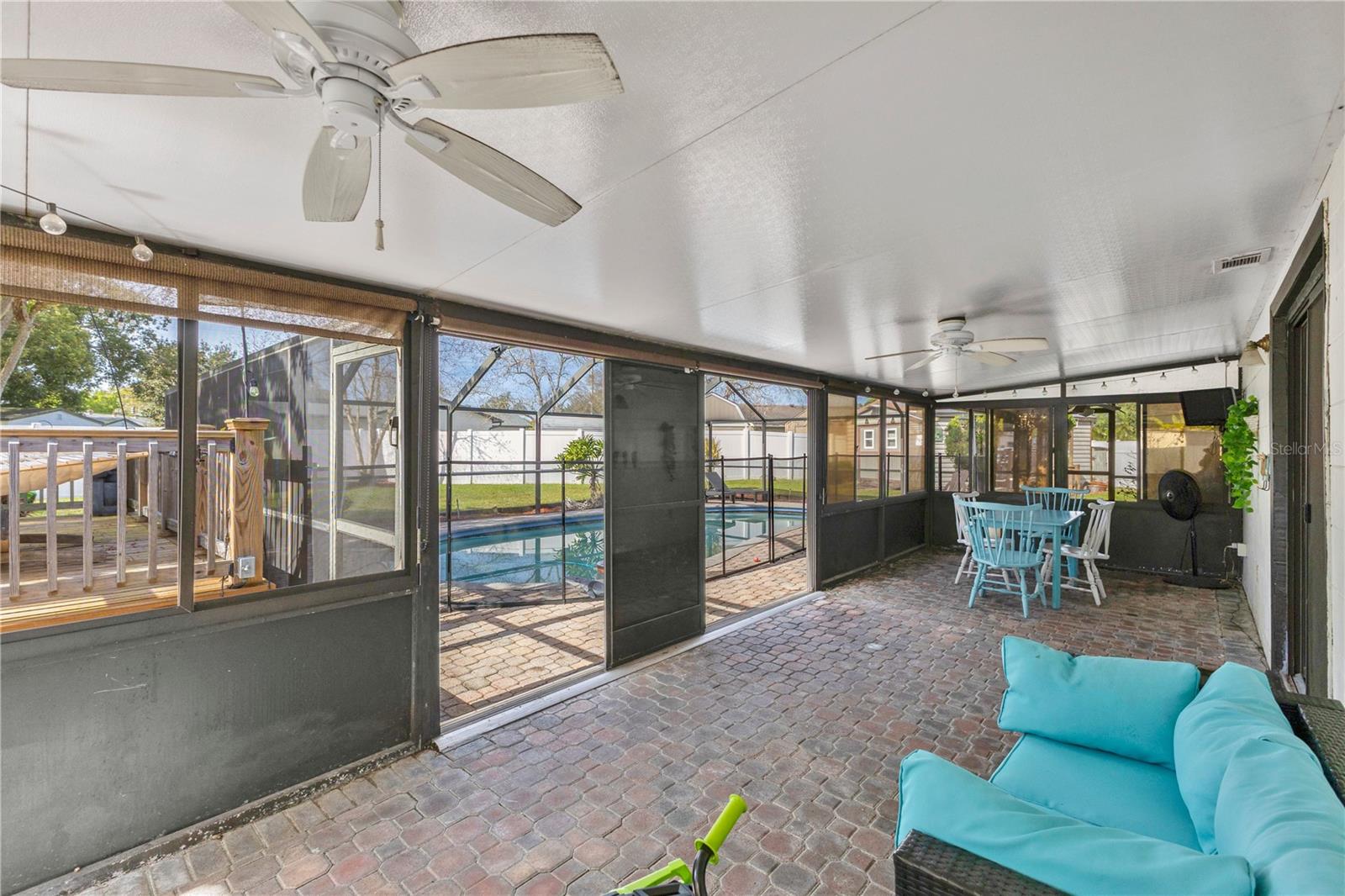 Image 27 of 37 For 2410 Sweetbriar Court