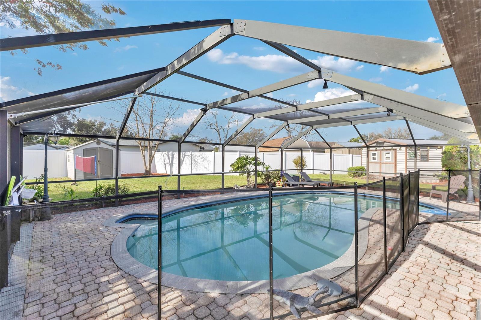 Image 28 of 37 For 2410 Sweetbriar Court