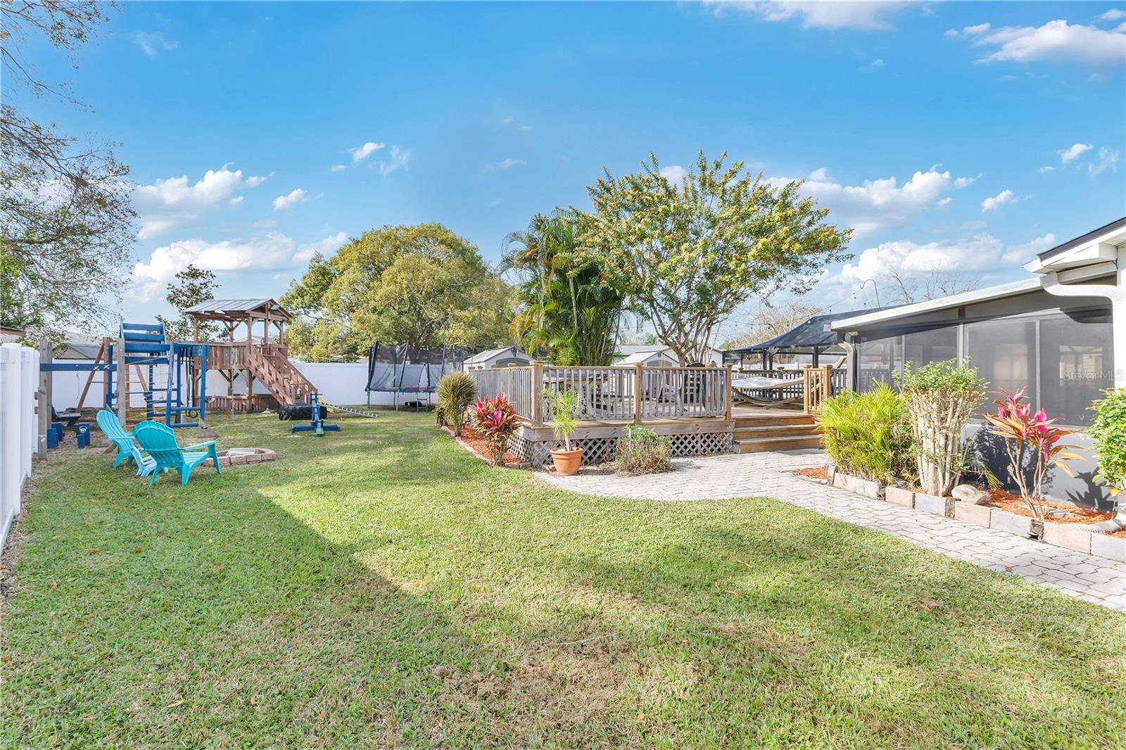 Image 4 of 37 For 2410 Sweetbriar Court