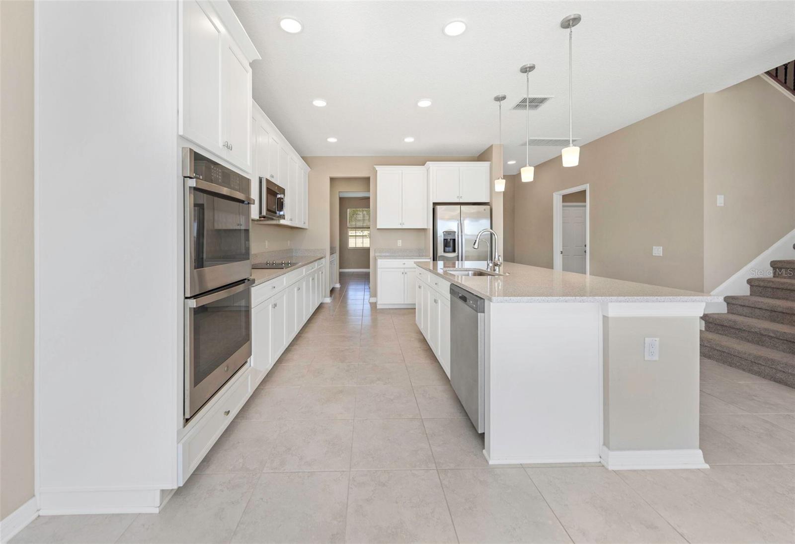 Image 42 of 59 For 38132 Cobble Creek Boulevard