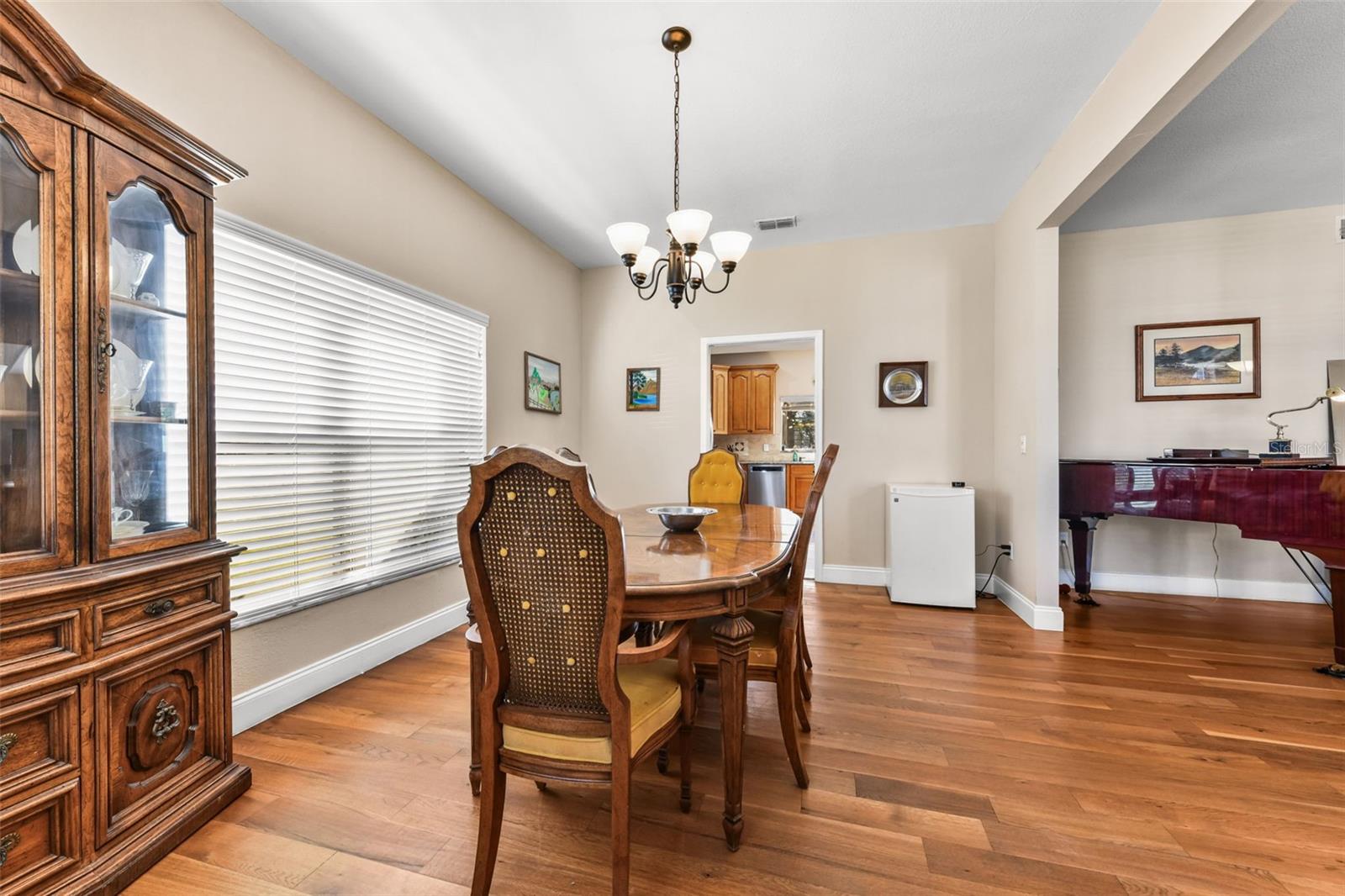 Image 32 of 86 For 2430 Turnberry Drive