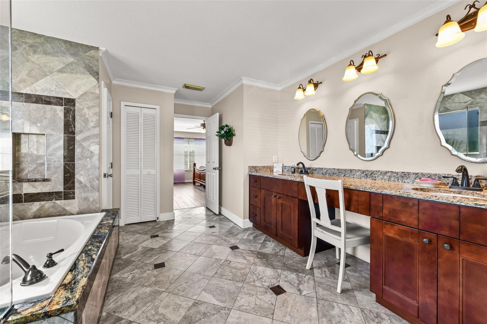 Image 40 of 86 For 2430 Turnberry Drive