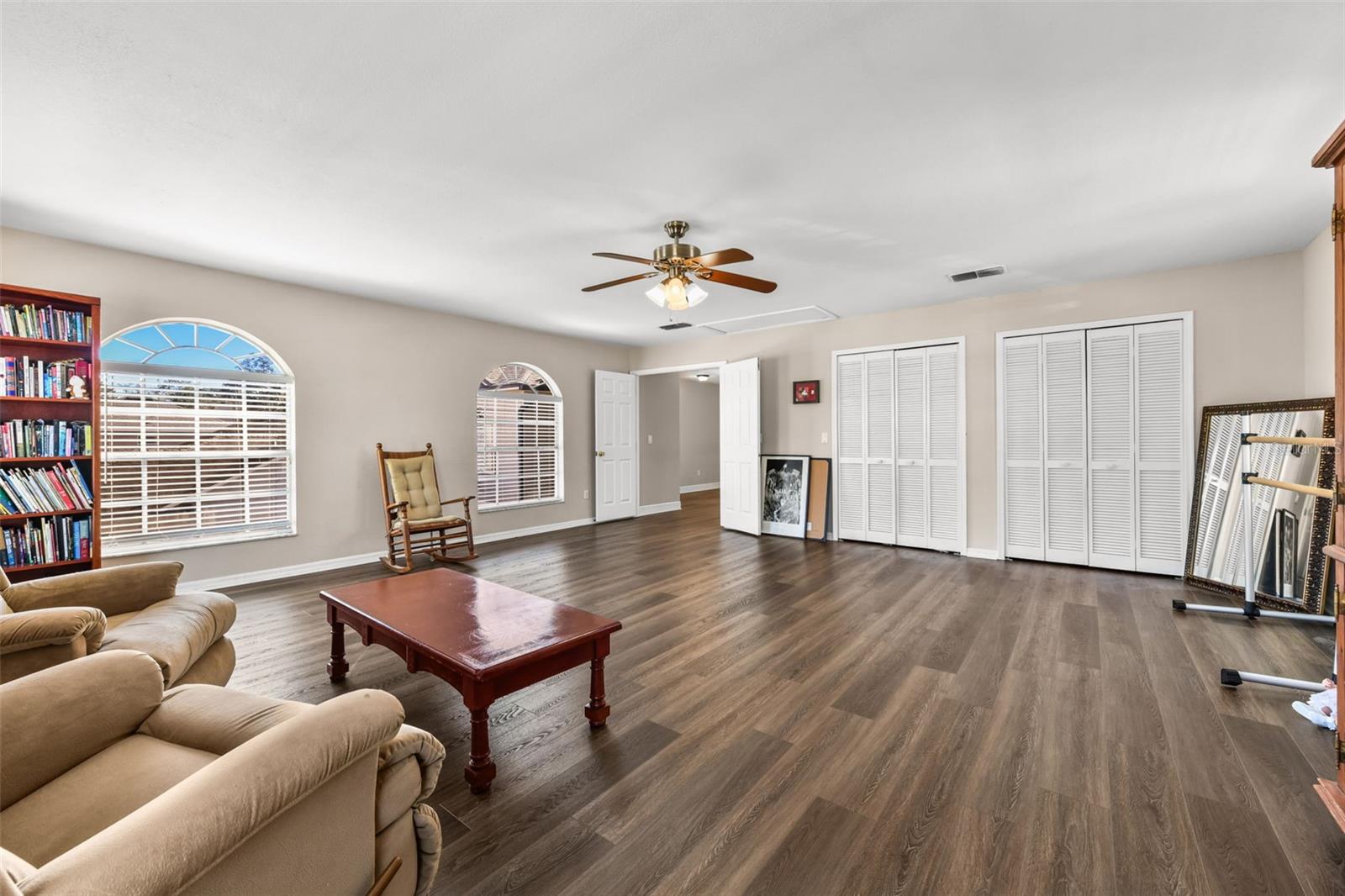 Image 44 of 86 For 2430 Turnberry Drive