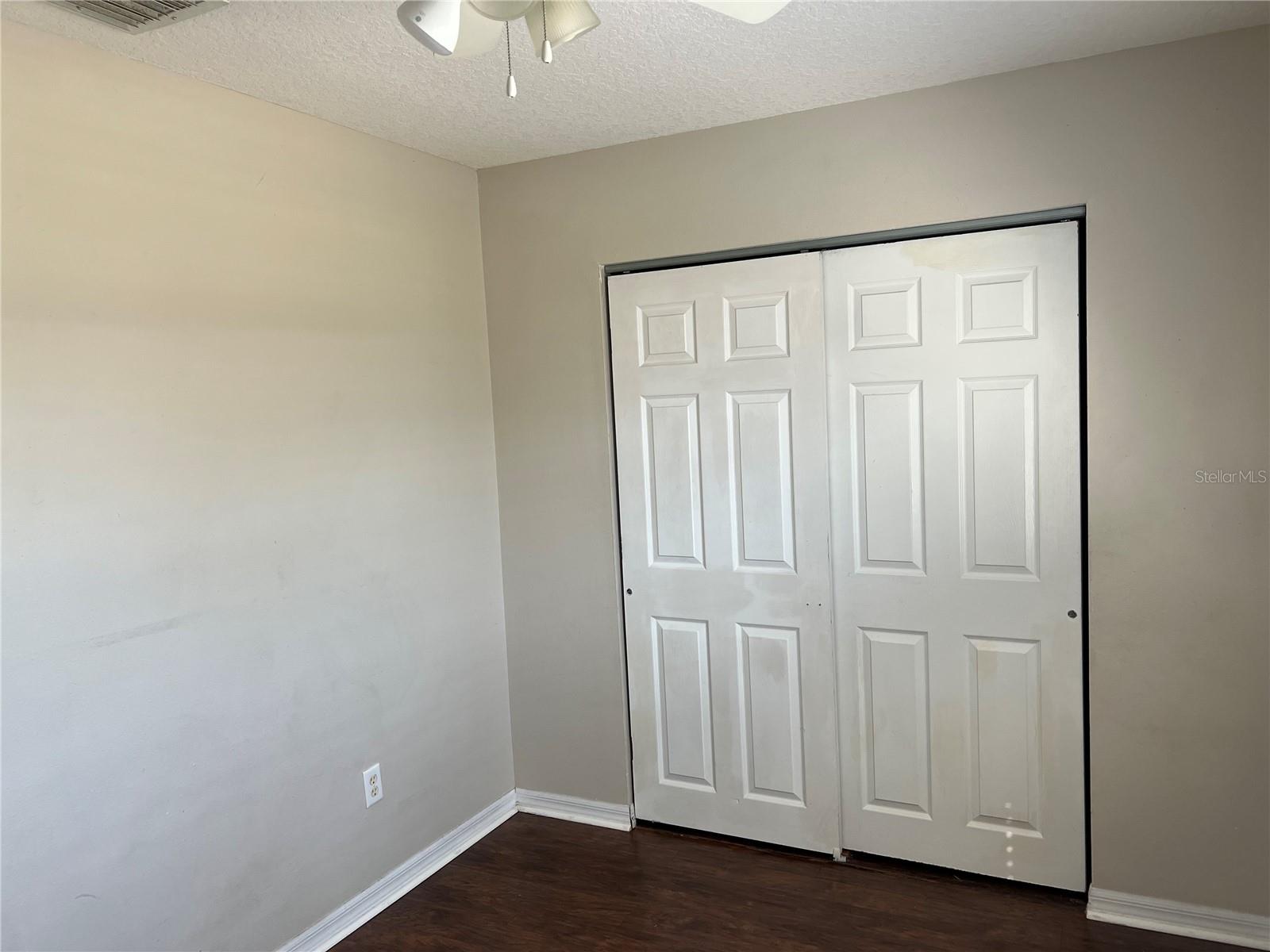 Image 10 of 15 For 1033 Willow Drive