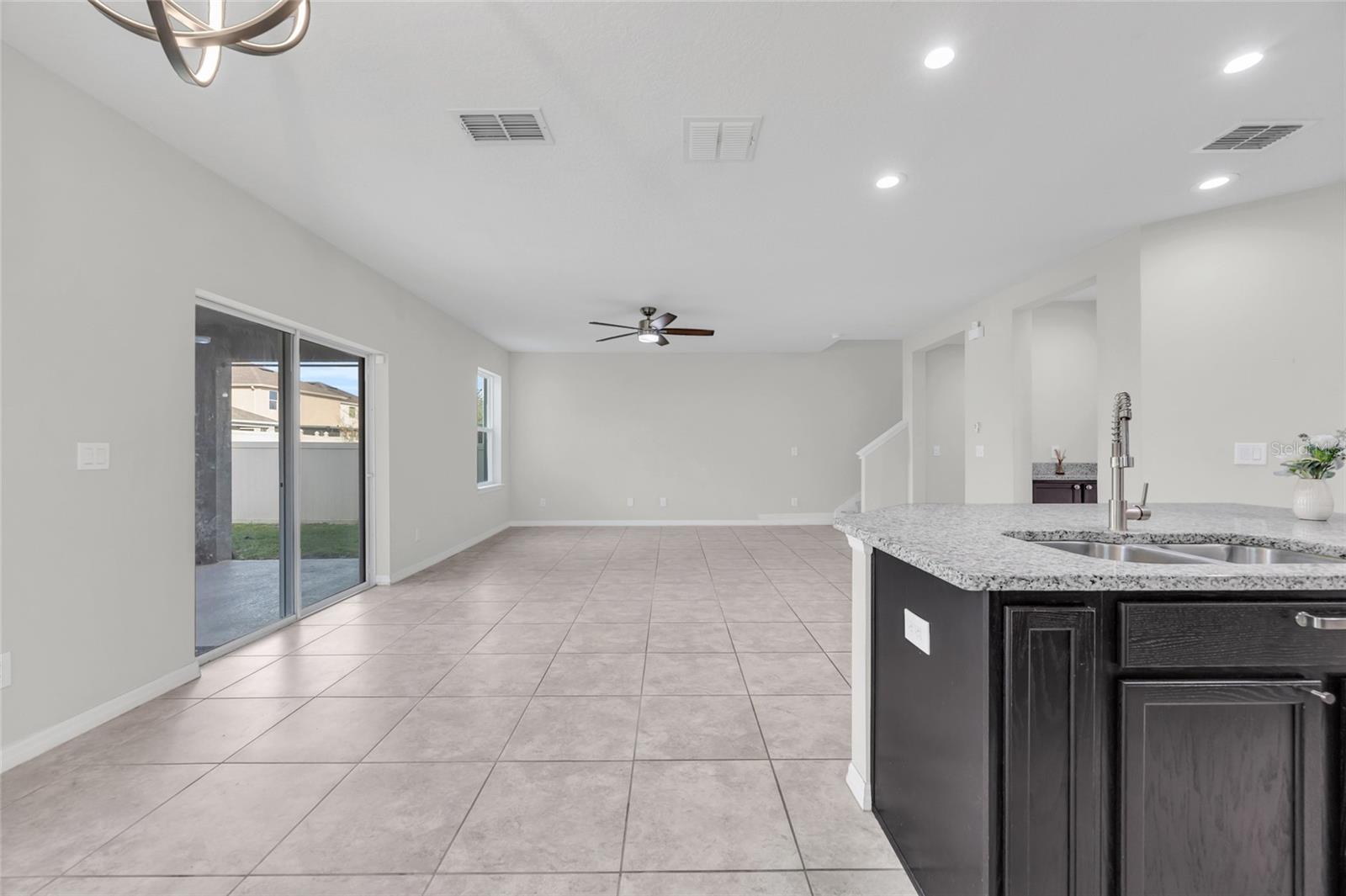 Image 10 of 38 For 3198 Turret Drive