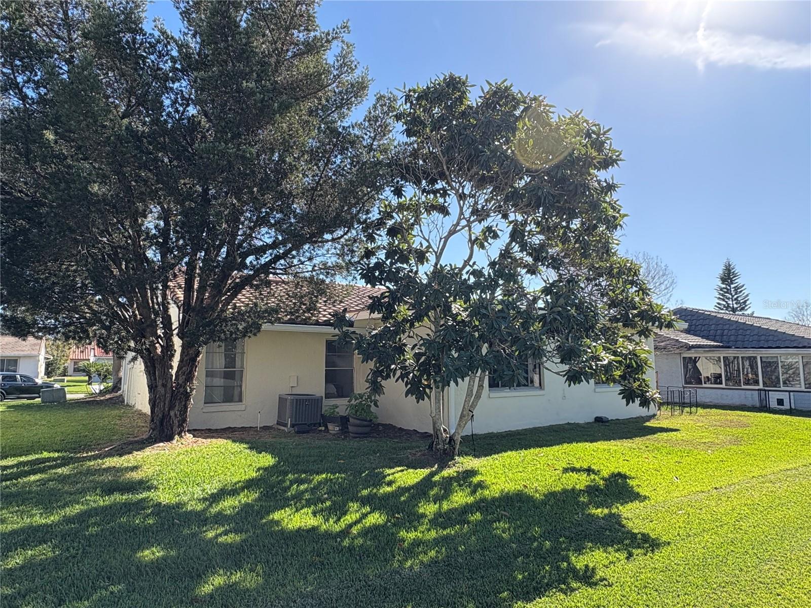 Image 6 of 30 For 10823 William And Mary Court