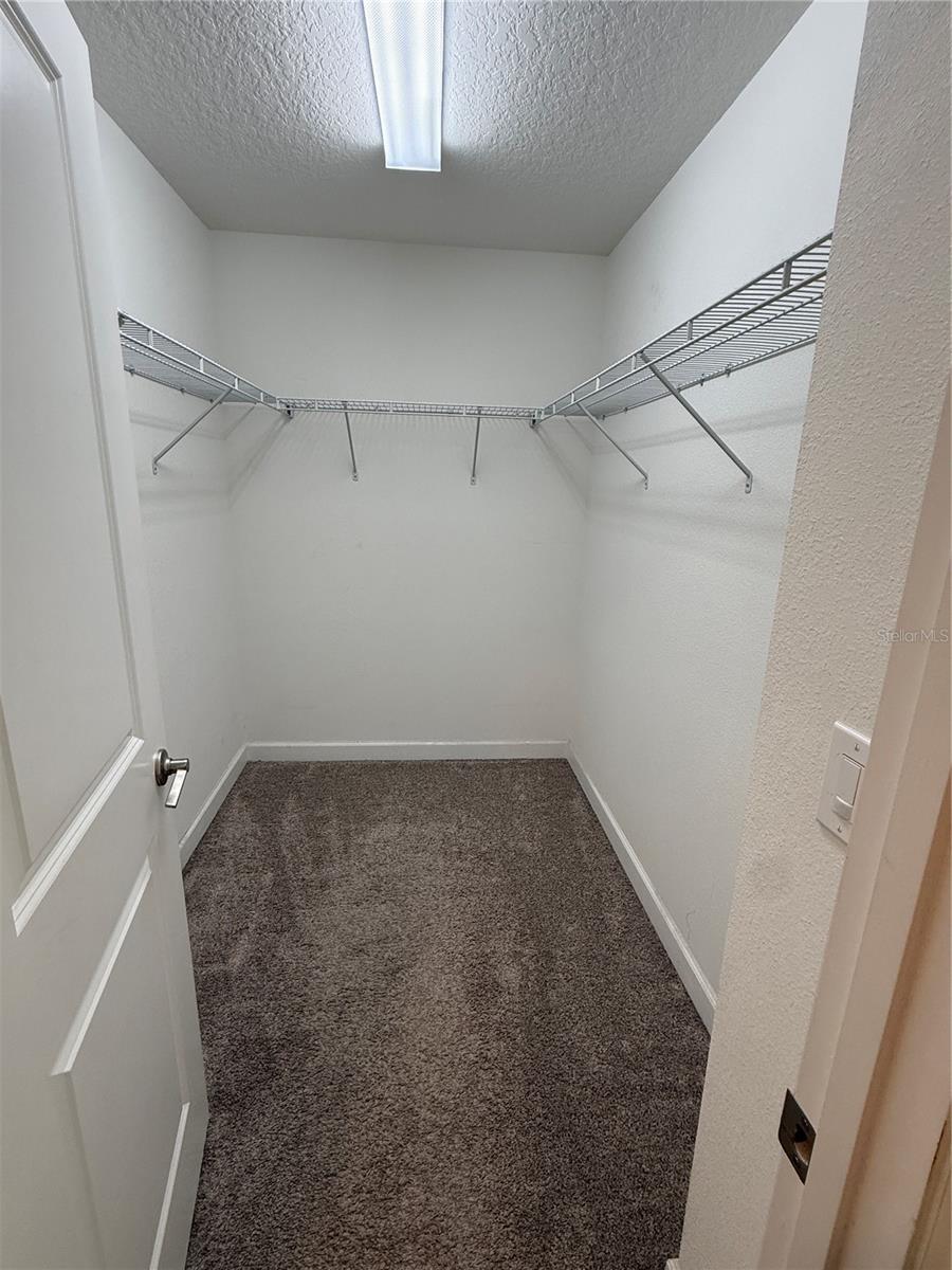 Image 18 of 21 For 9129 Pinch Shot Drive