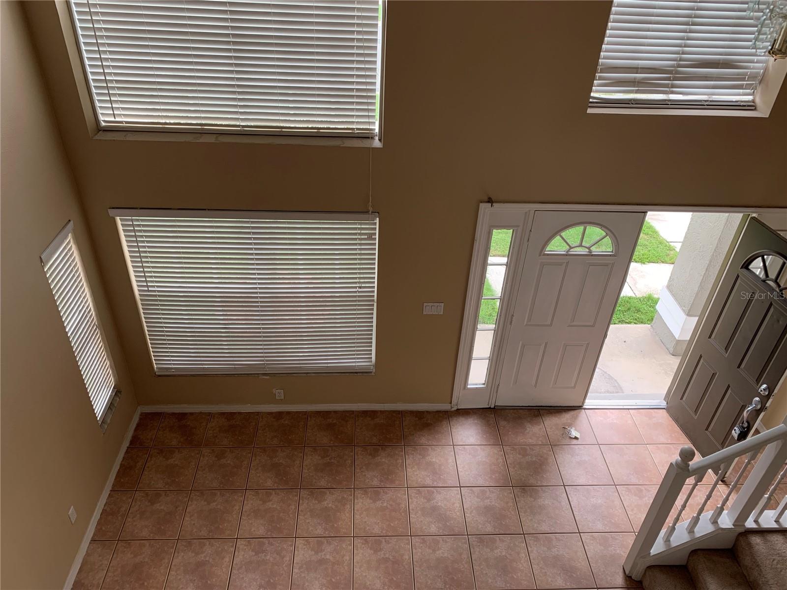 Image 3 of 11 For 3814 Regents Way