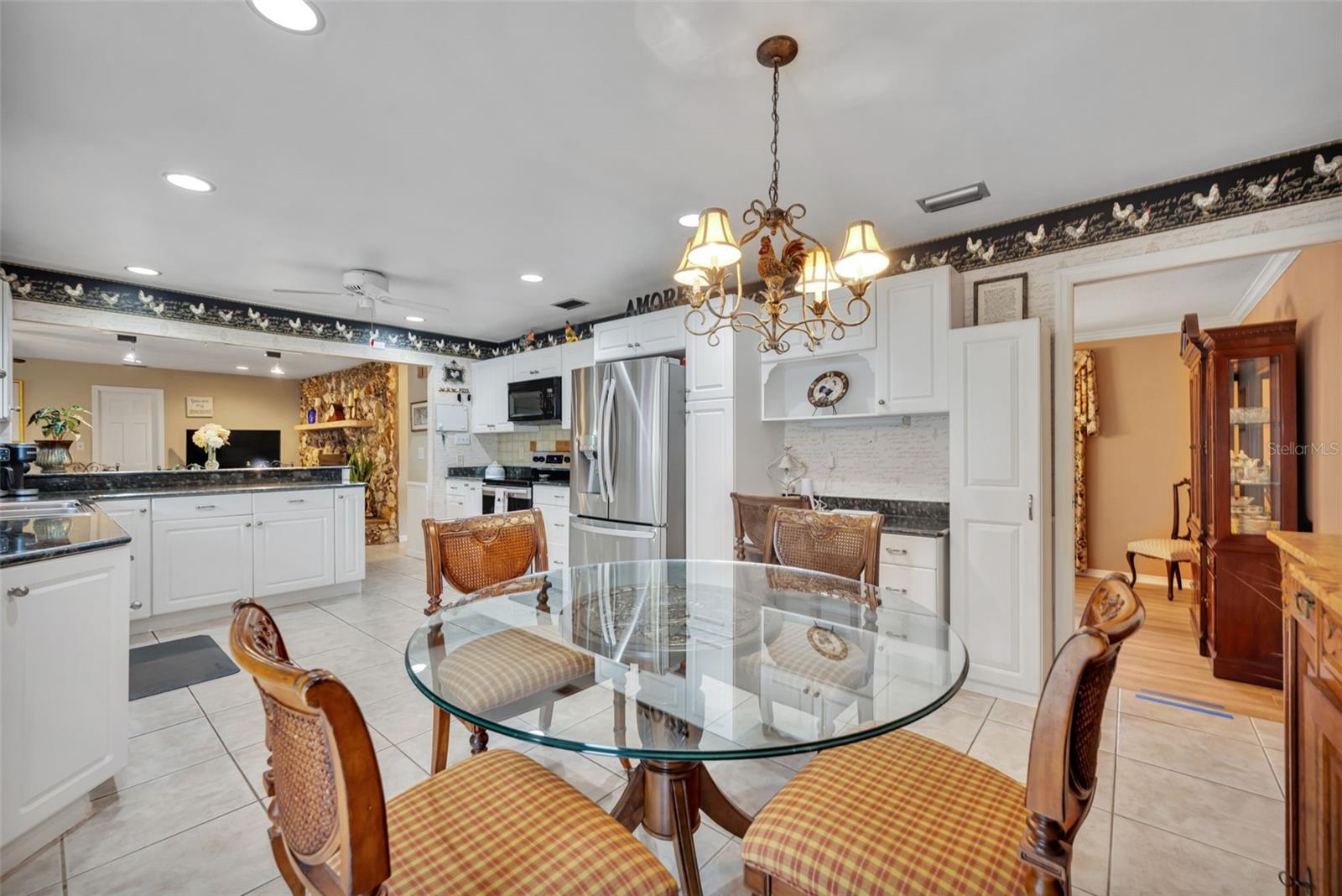 Image 14 of 50 For 109 Minnehaha Circle