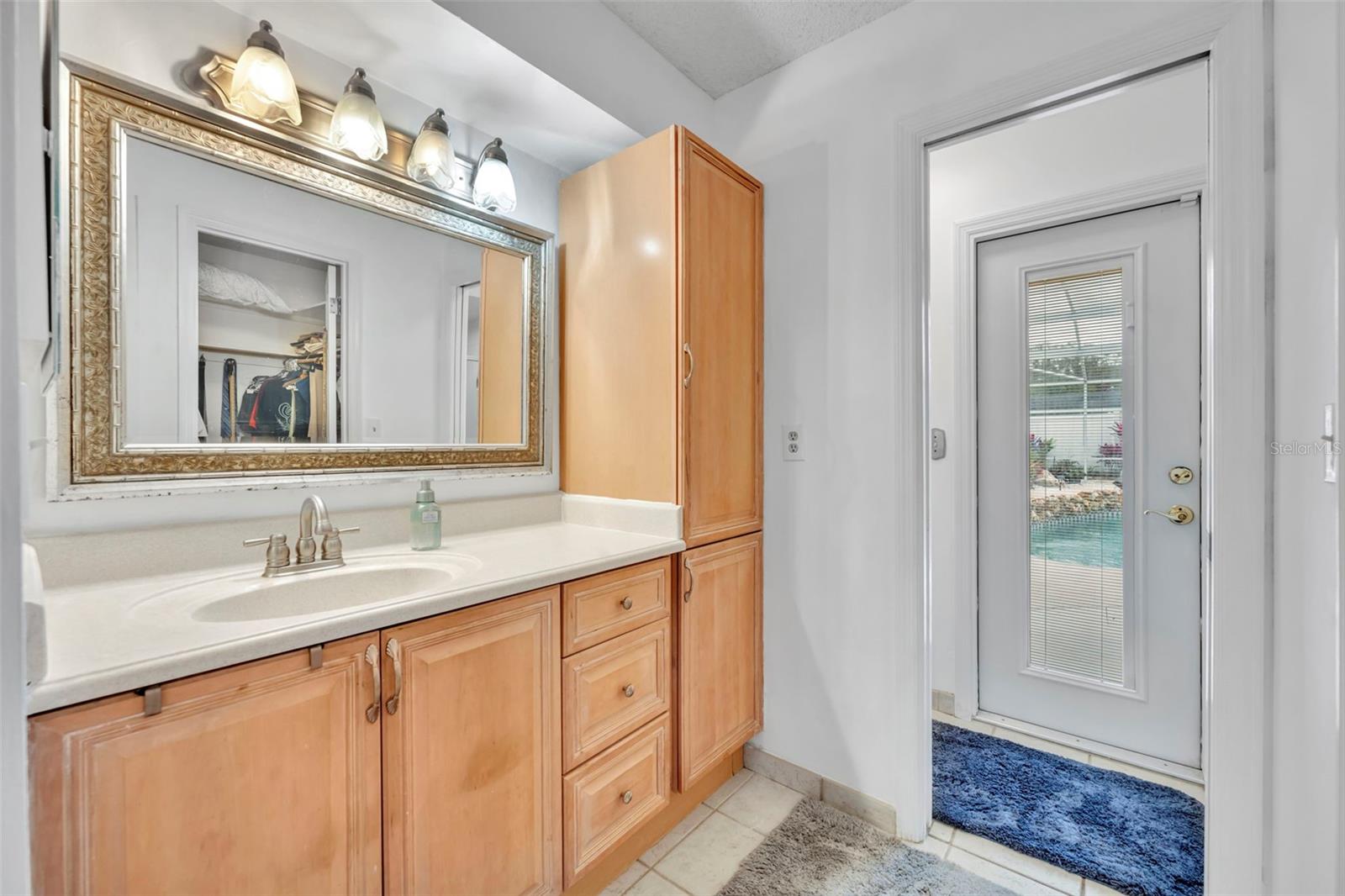 Image 21 of 50 For 109 Minnehaha Circle