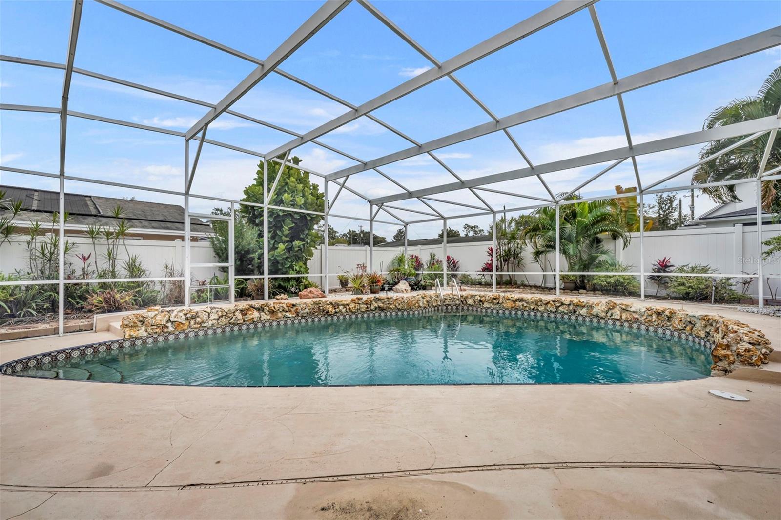 Image 27 of 50 For 109 Minnehaha Circle