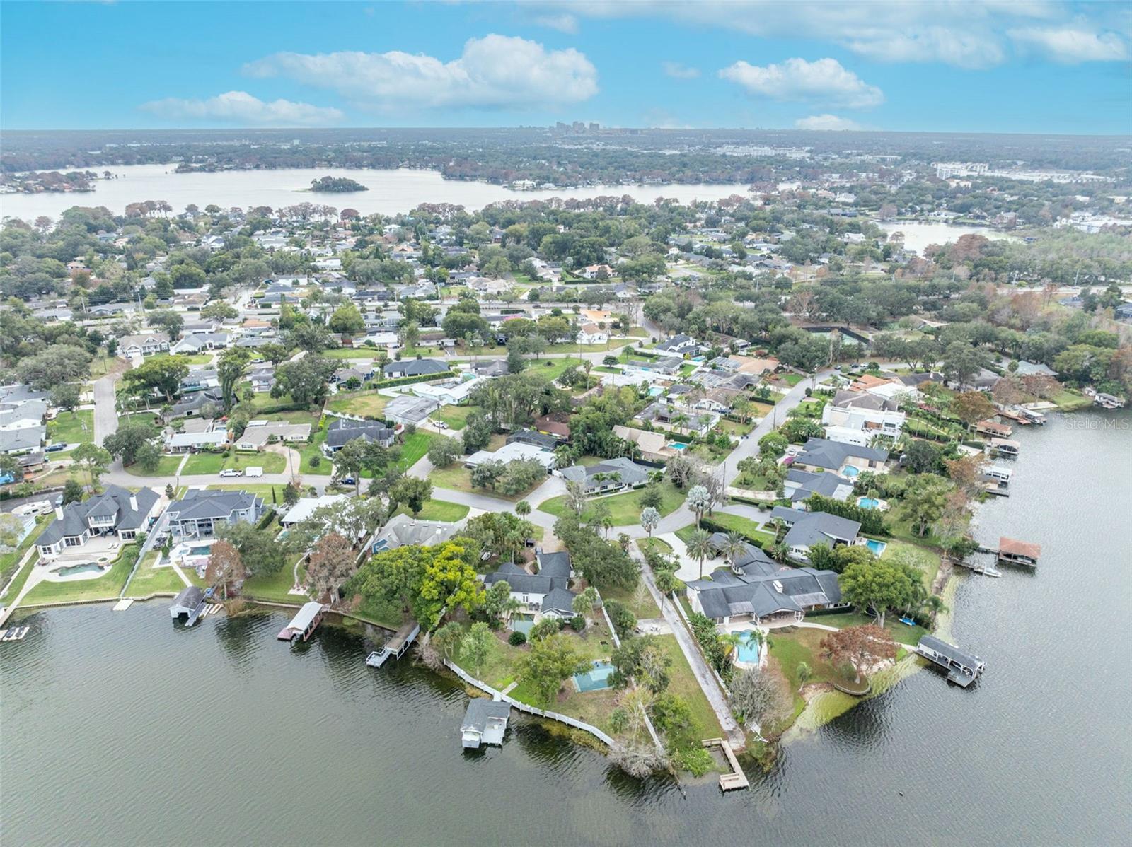 Image 37 of 50 For 109 Minnehaha Circle