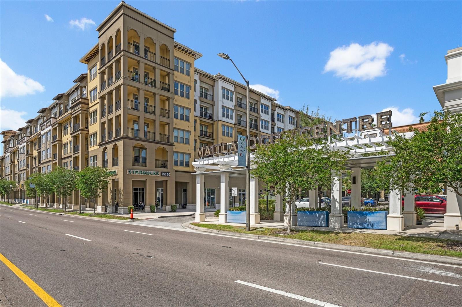 Image 49 of 50 For 109 Minnehaha Circle