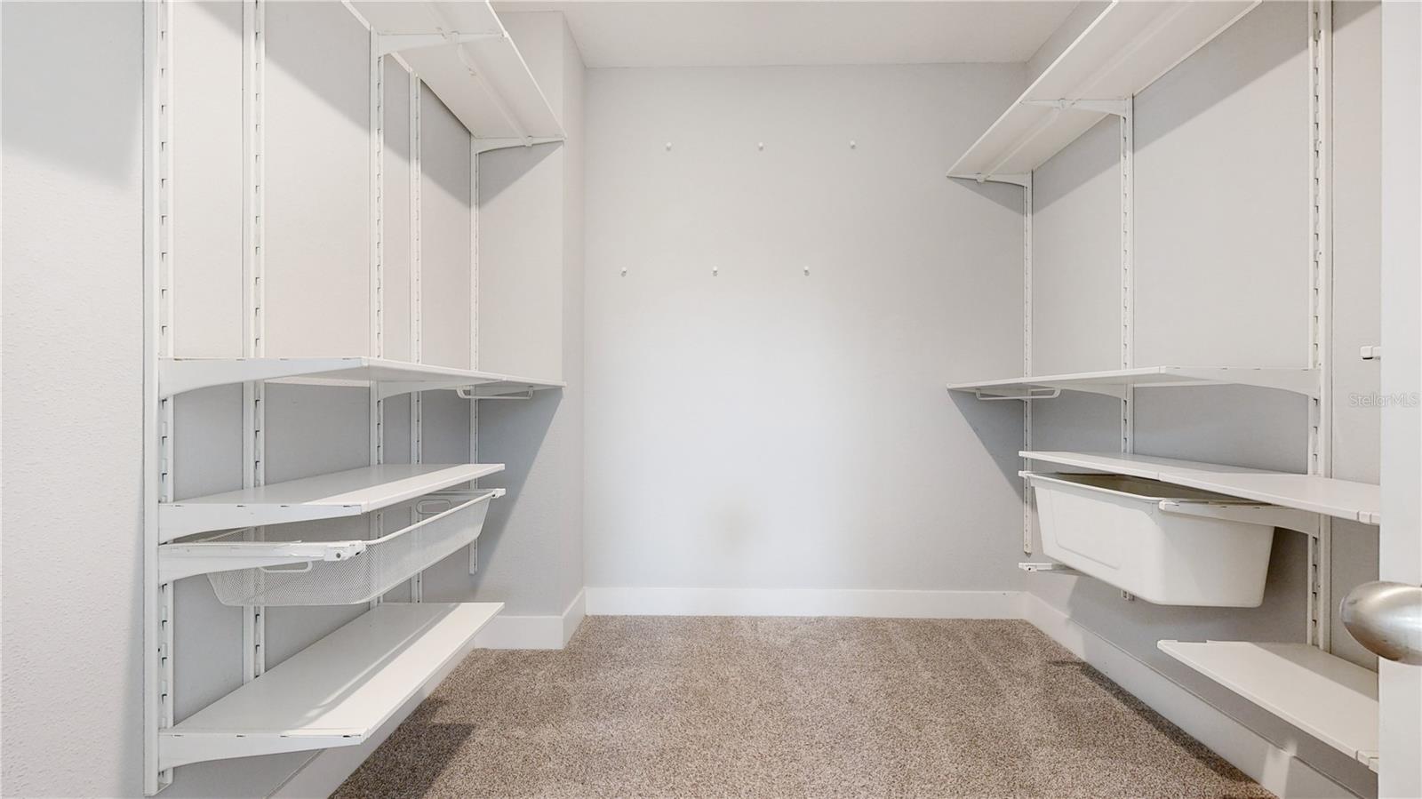 Image 13 of 30 For 7885 Berkshire Oak Alley