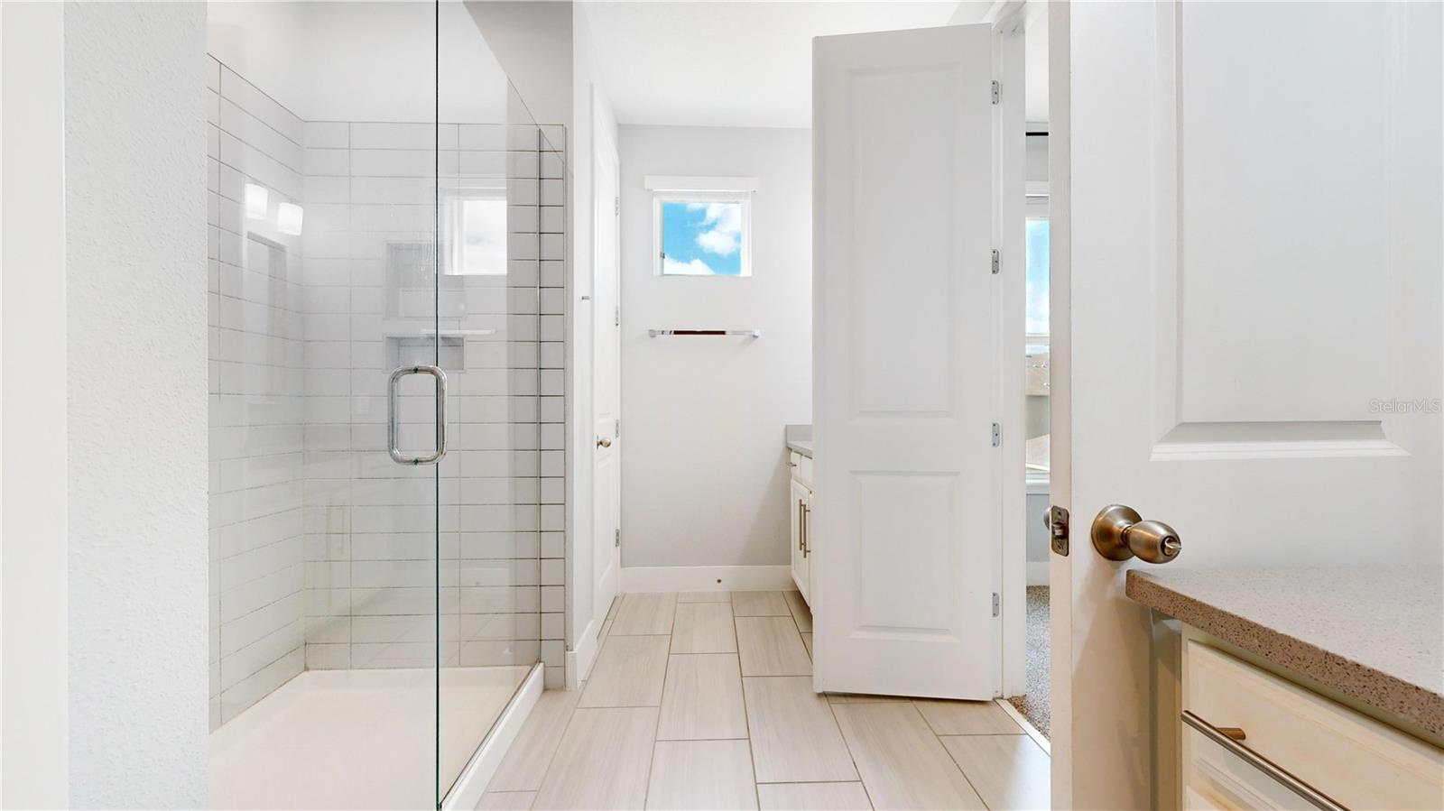 Image 14 of 30 For 7885 Berkshire Oak Alley