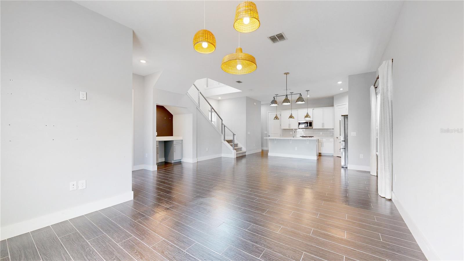 Image 3 of 30 For 7885 Berkshire Oak Alley