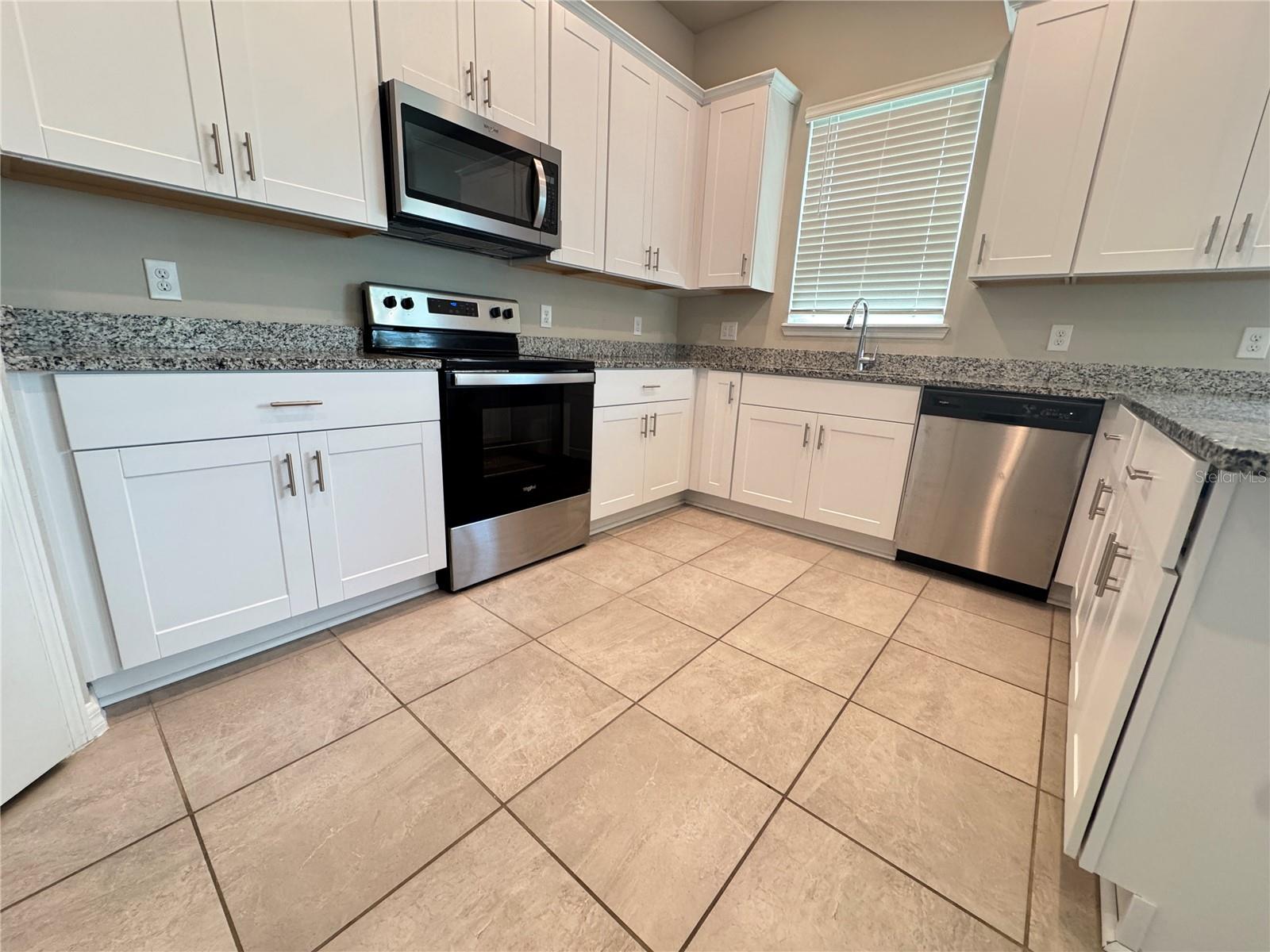 Image 6 of 31 For 440 Venetian Palms Boulevard