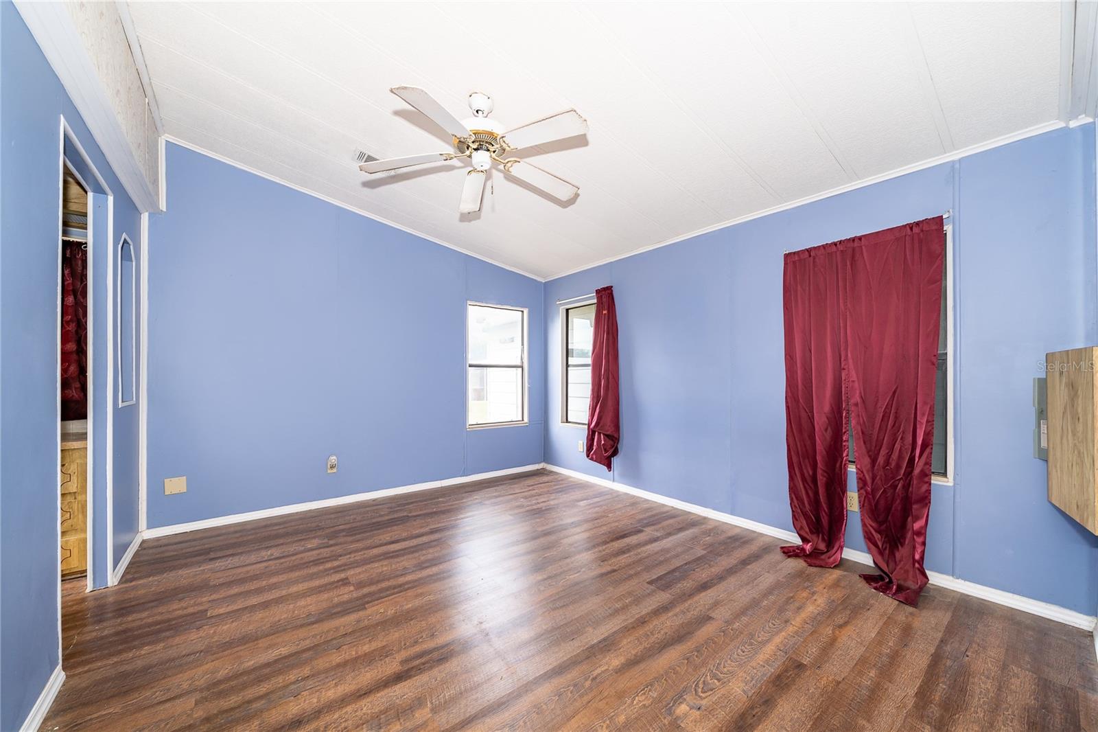 Image 26 of 28 For 2733 Cranmoor Drive