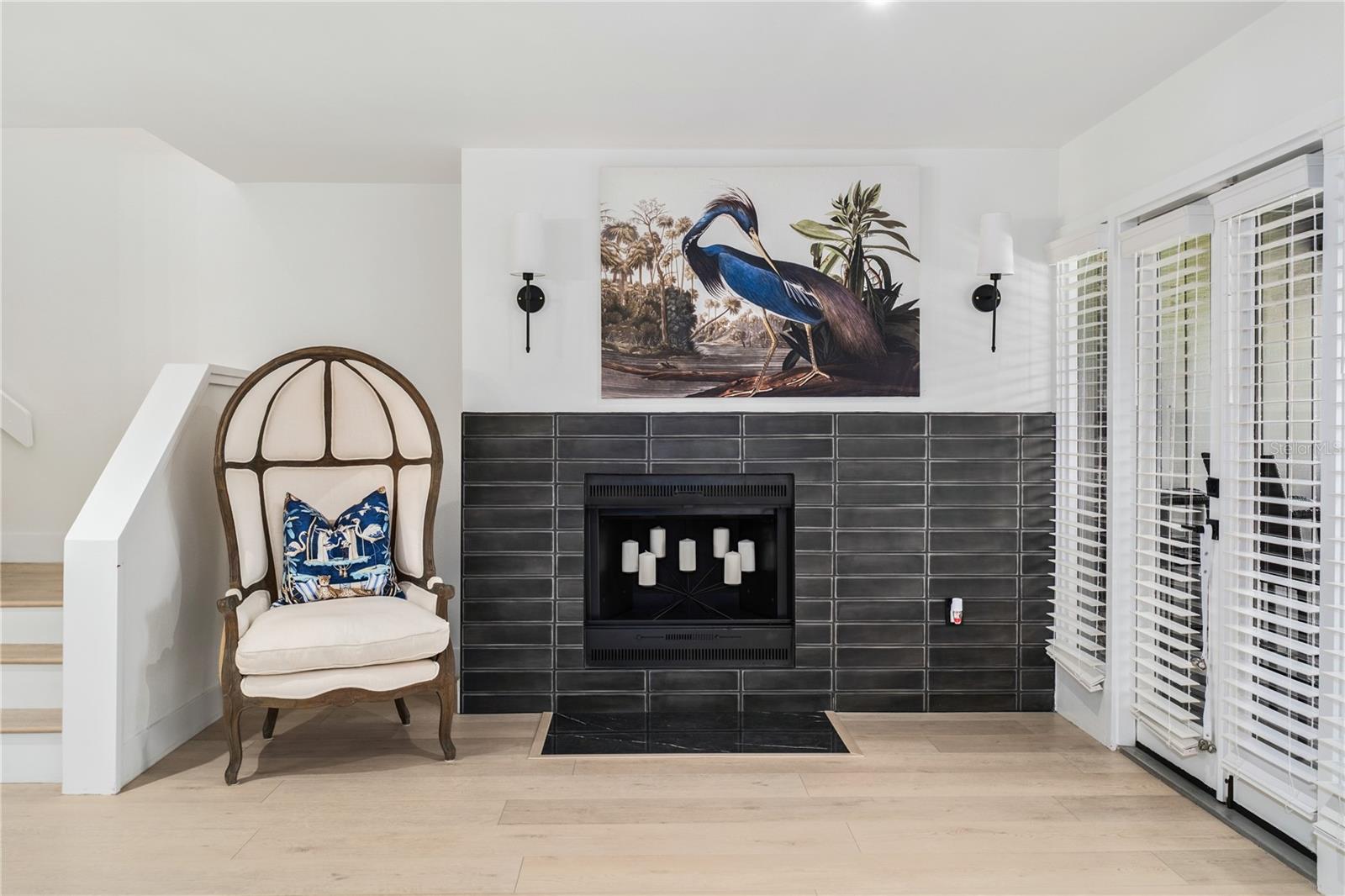 Image 14 of 37 For 568 Osceola Avenue 15