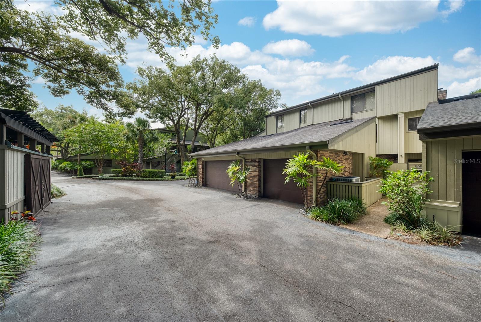 Image 29 of 37 For 568 Osceola Avenue 15