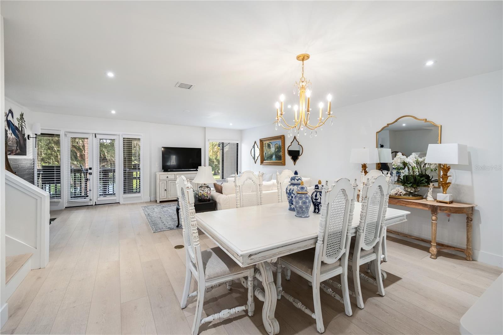 Image 5 of 37 For 568 Osceola Avenue 15