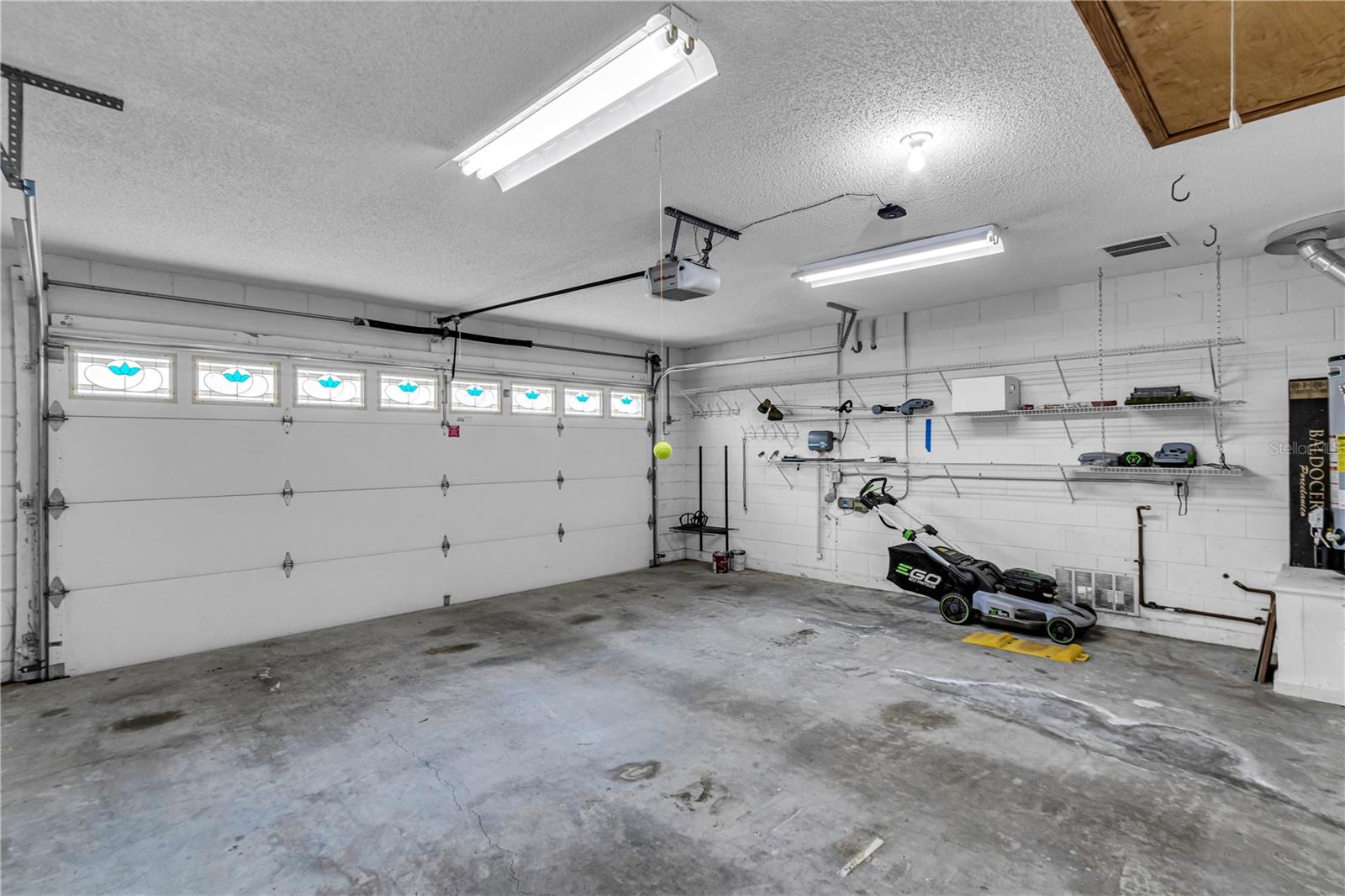 Image 38 of 41 For 2574 Sage Drive