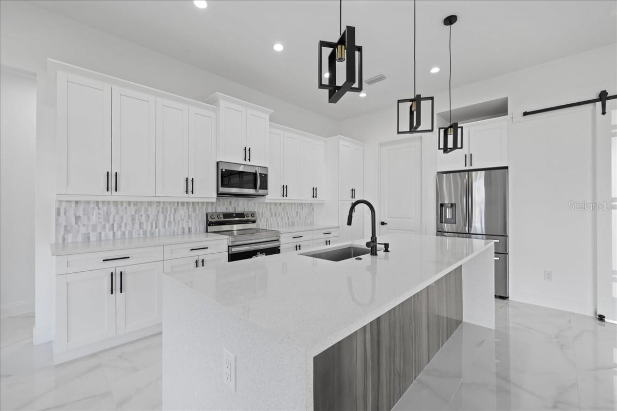 Image 11 of 42 For 1501 15th Terrace