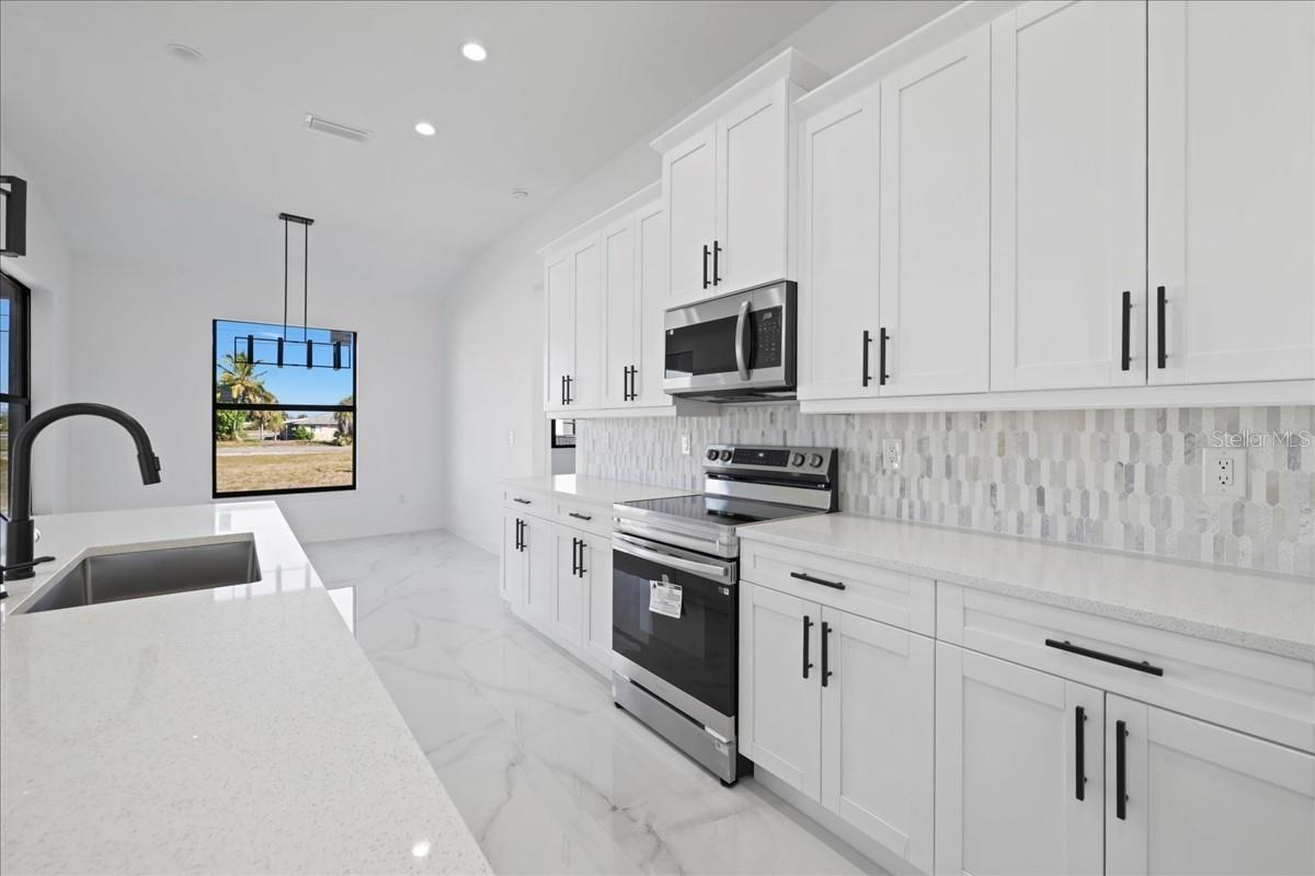 Image 12 of 42 For 1501 15th Terrace