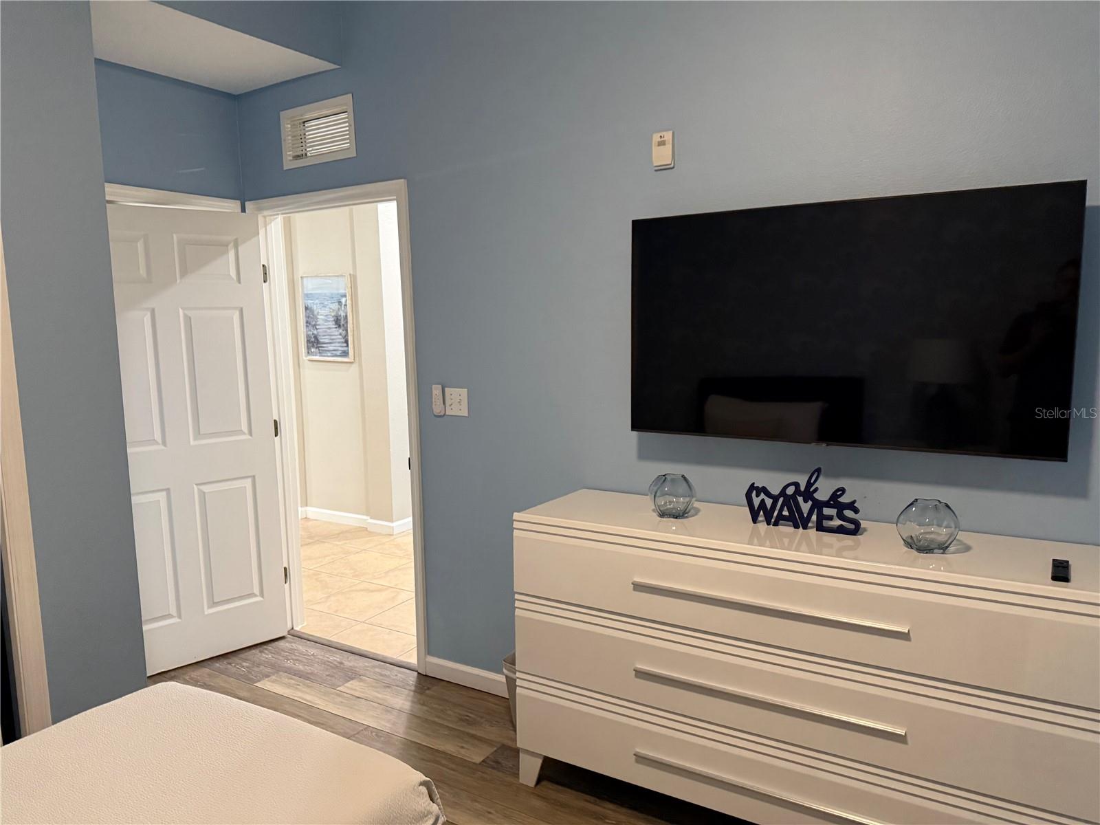 Image 34 of 47 For 8762 Worldquest Boulevard 6504