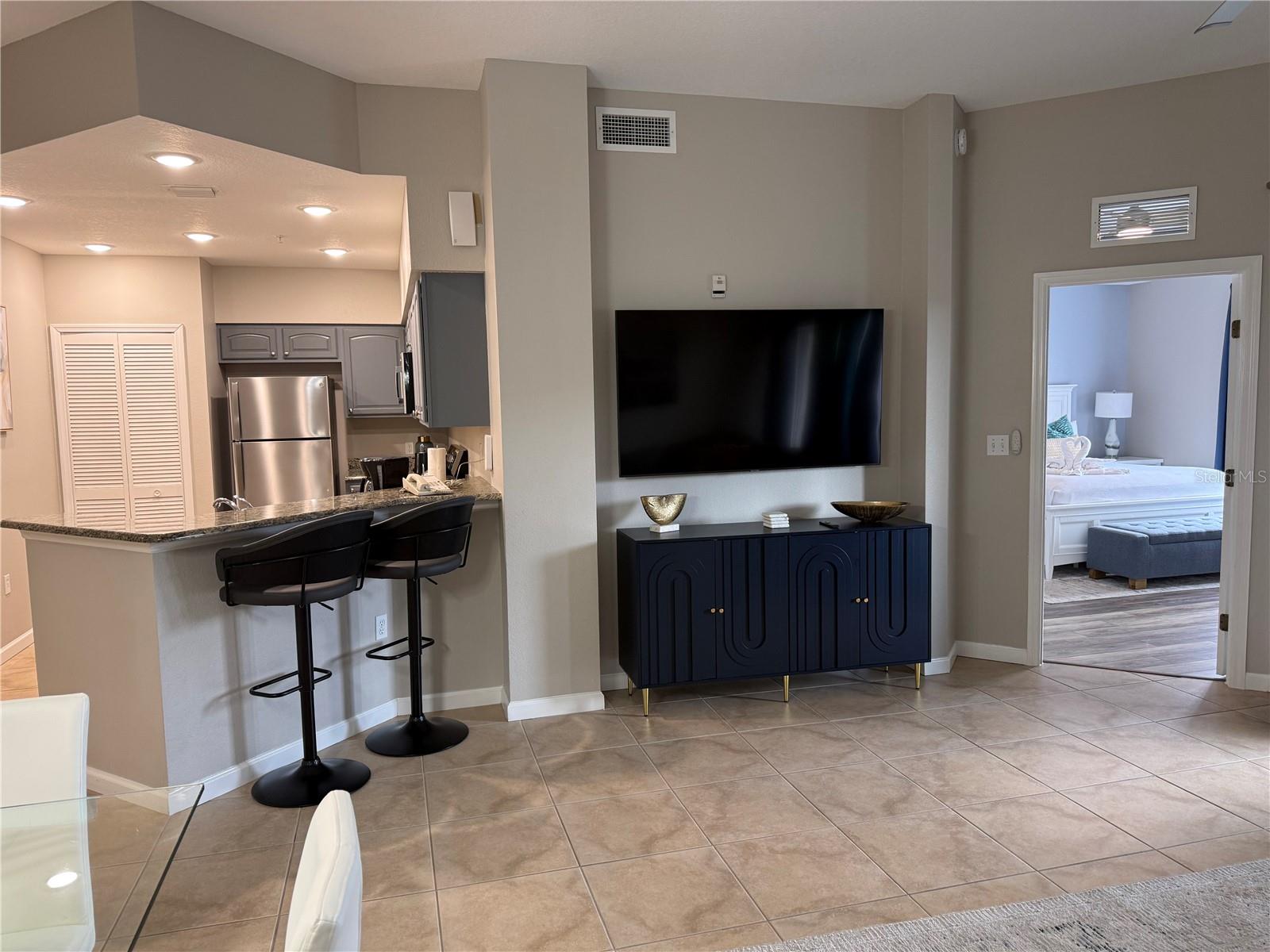 Image 8 of 47 For 8762 Worldquest Boulevard 6504