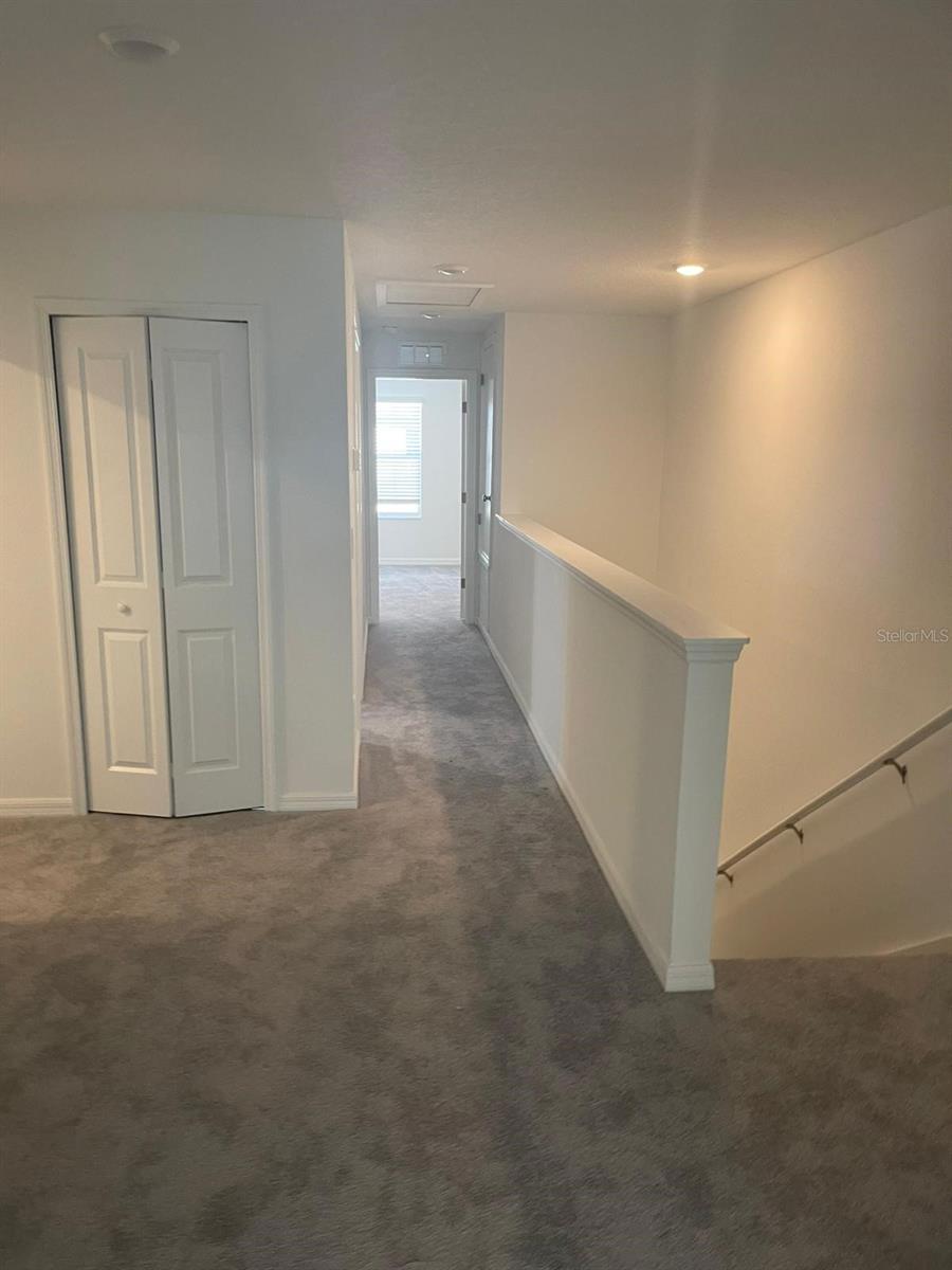 Image 13 of 17 For 10166 Trumpet Honeysuckle Way