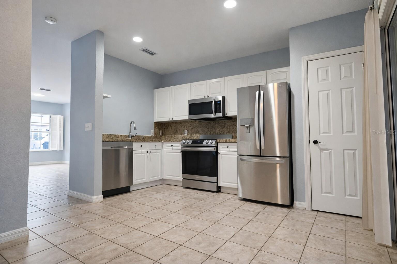 Image 4 of 16 For 4278 Plantation Cove Drive