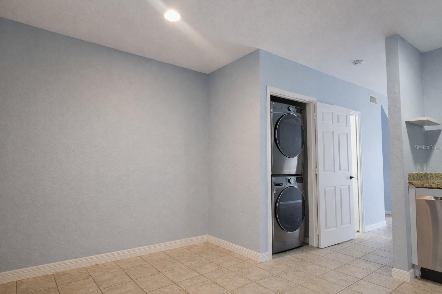 Image 5 of 16 For 4278 Plantation Cove Drive